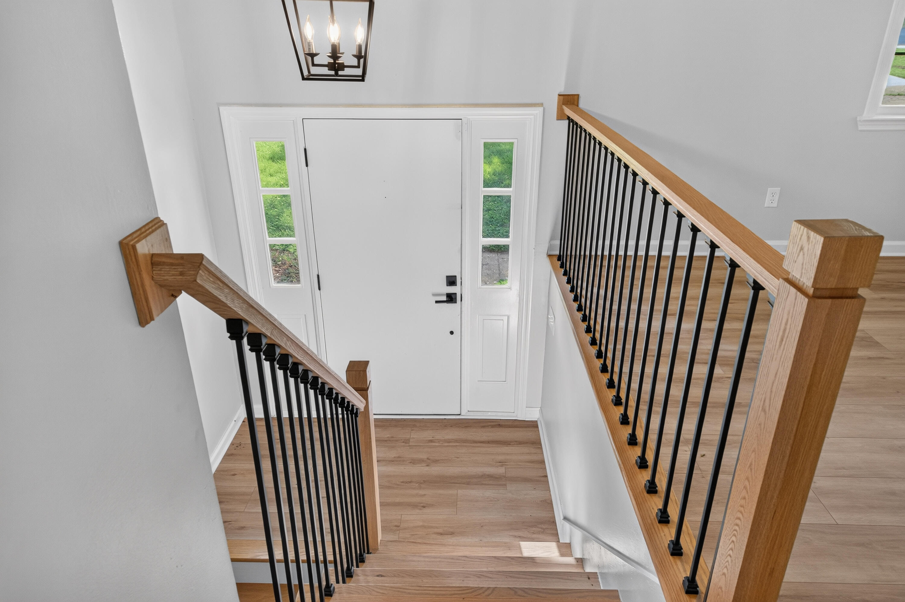 9512 Heathwood Drive