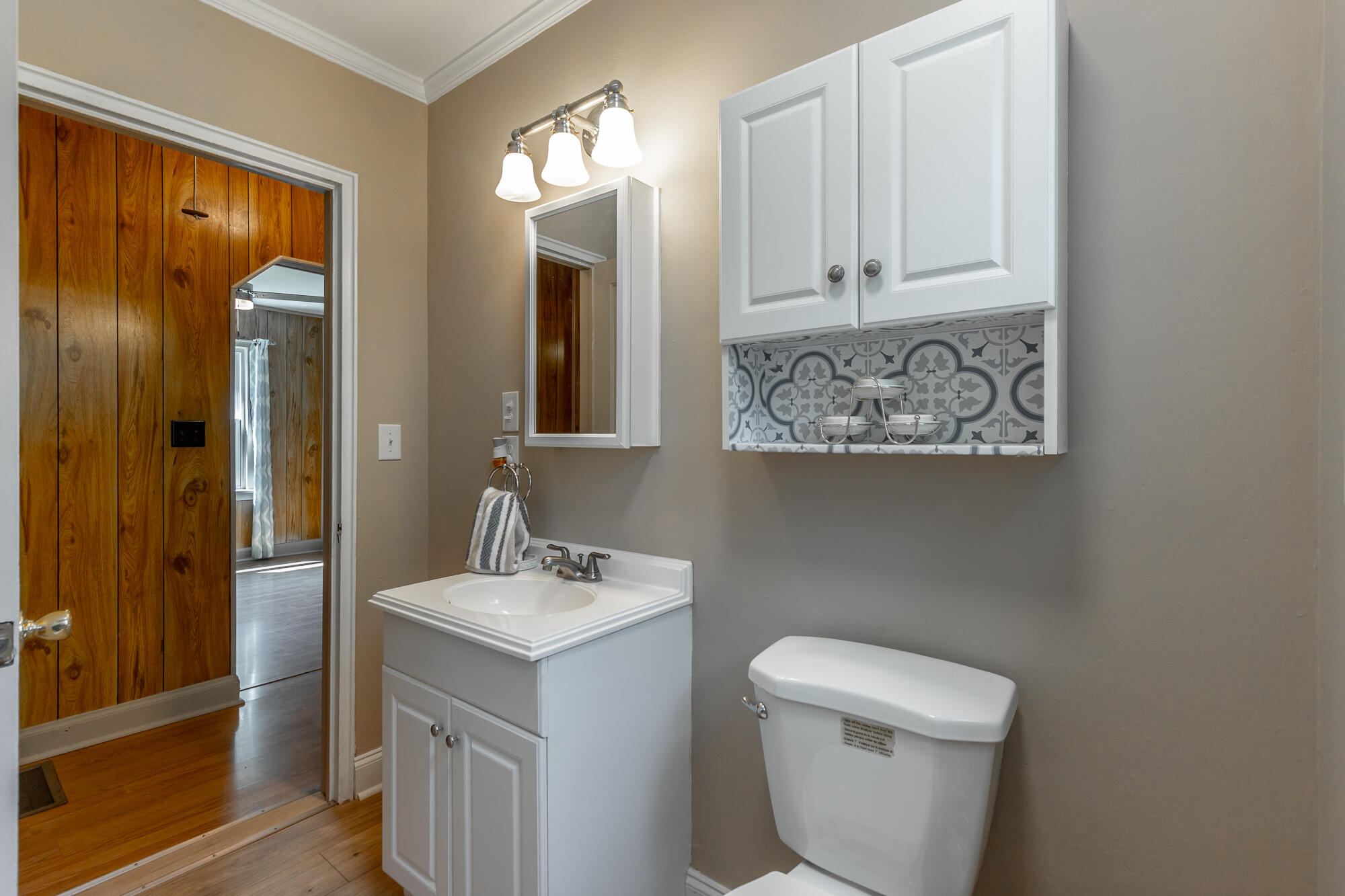 3842 Kingwood Circle