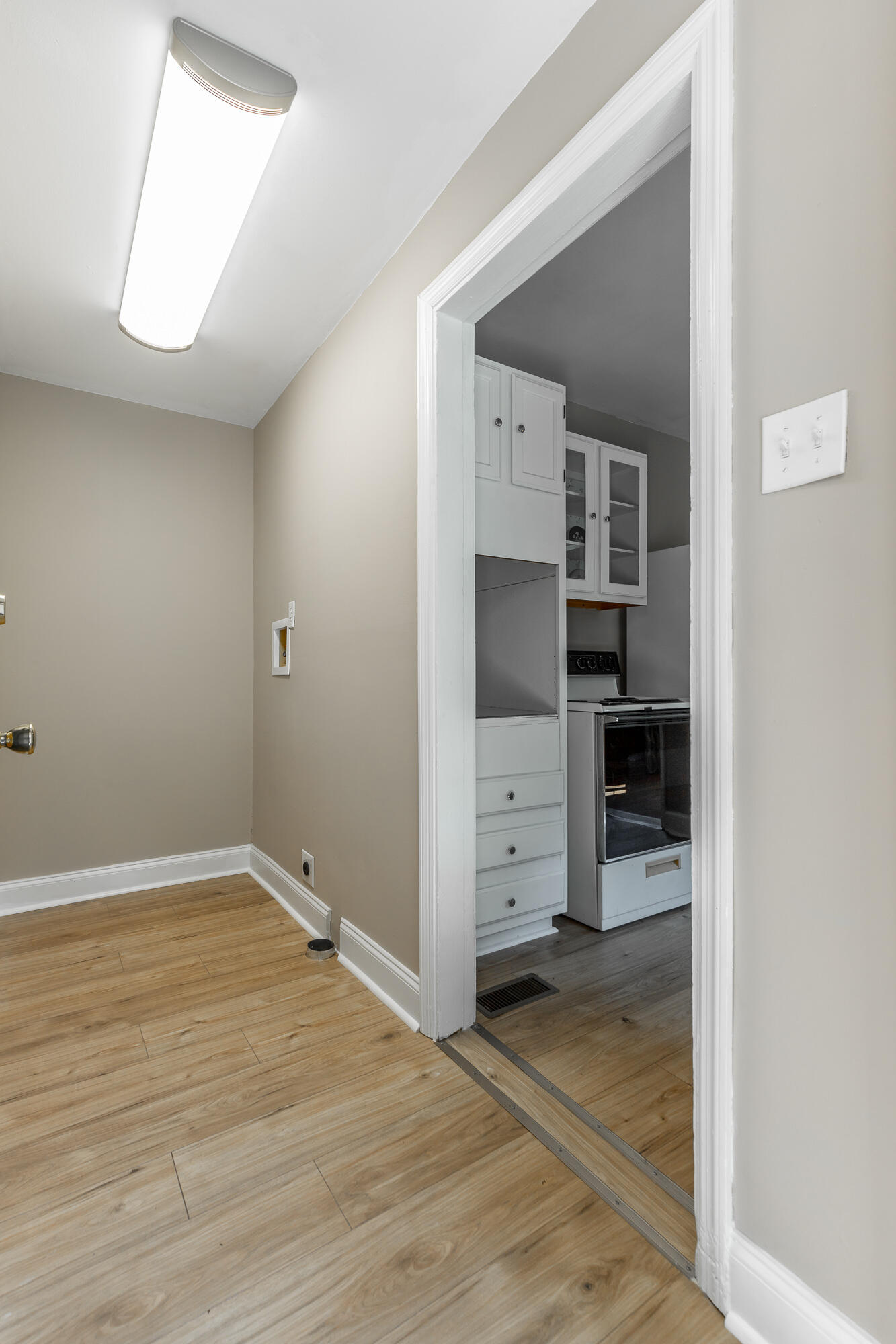 3842 Kingwood Circle