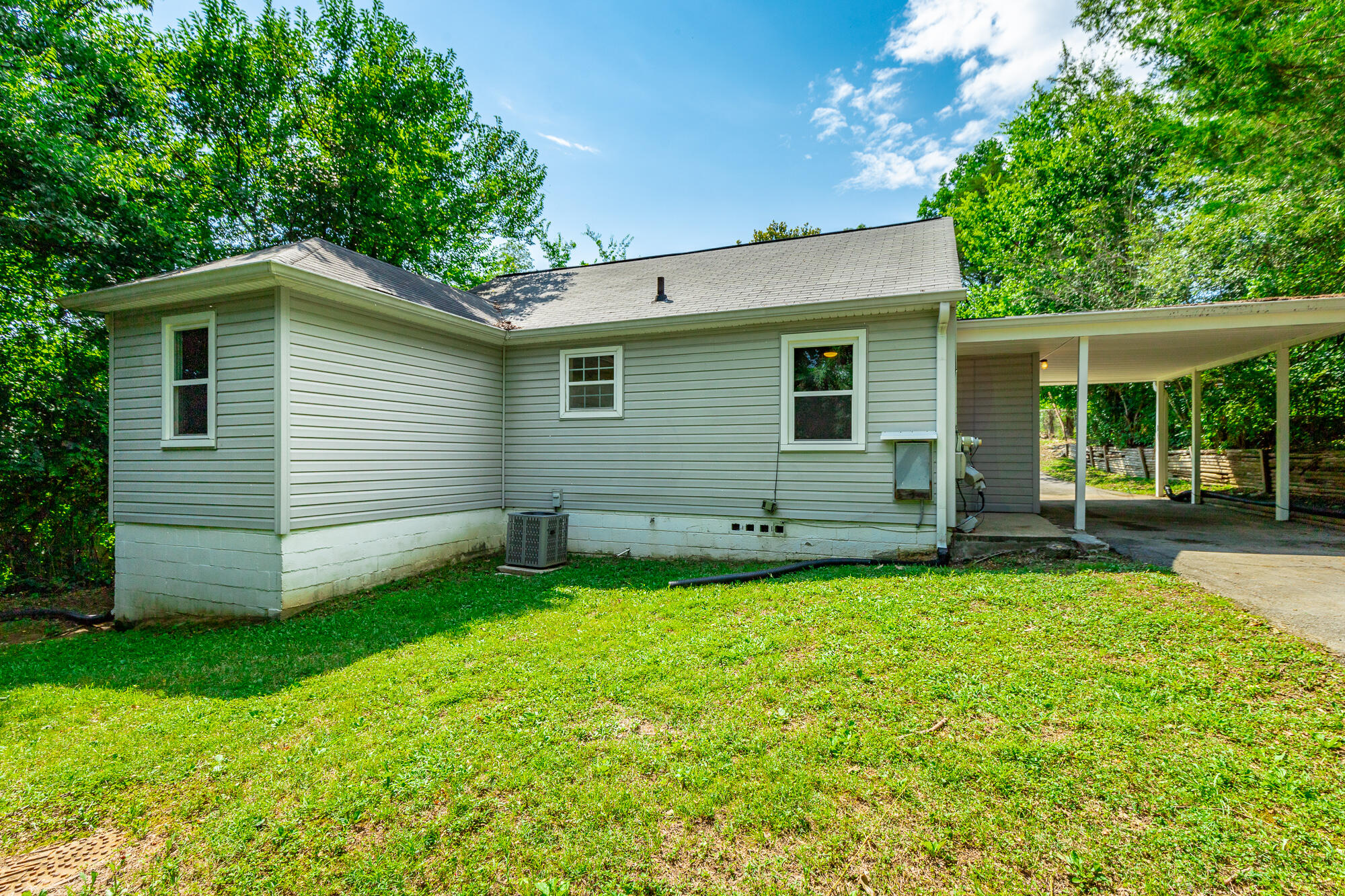 3842 Kingwood Circle