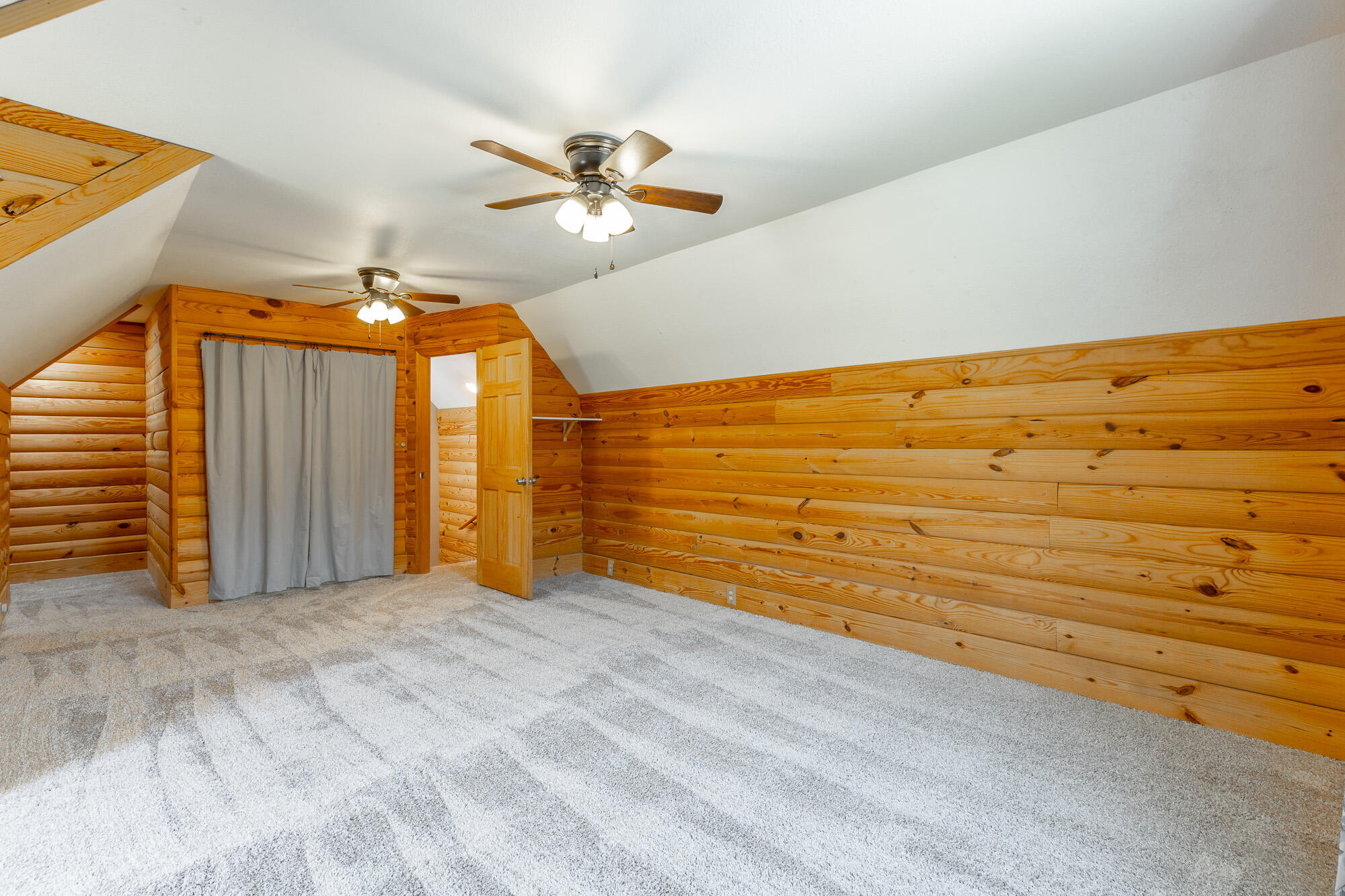 2322 Mowbray Pike