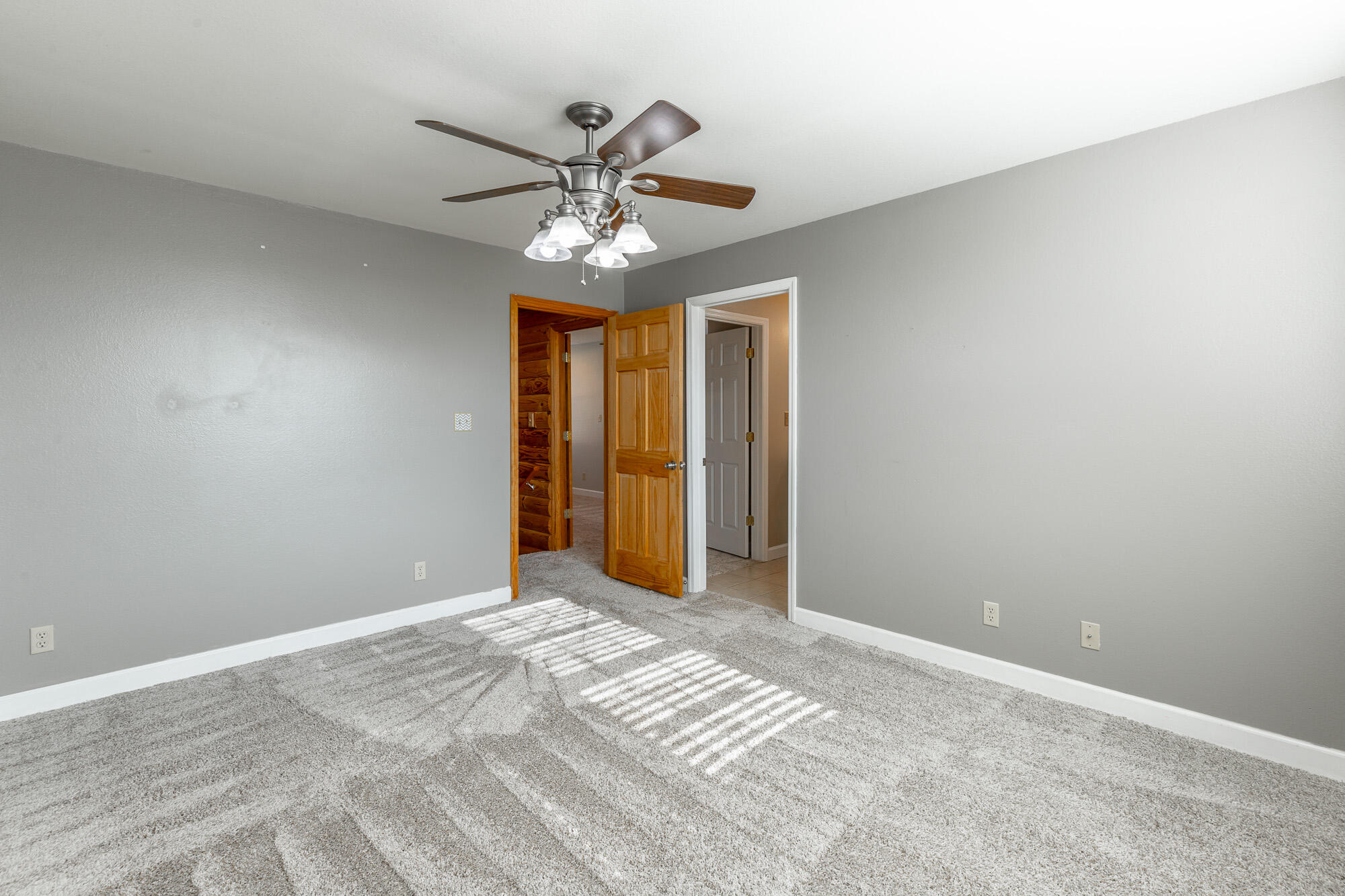 2322 Mowbray Pike