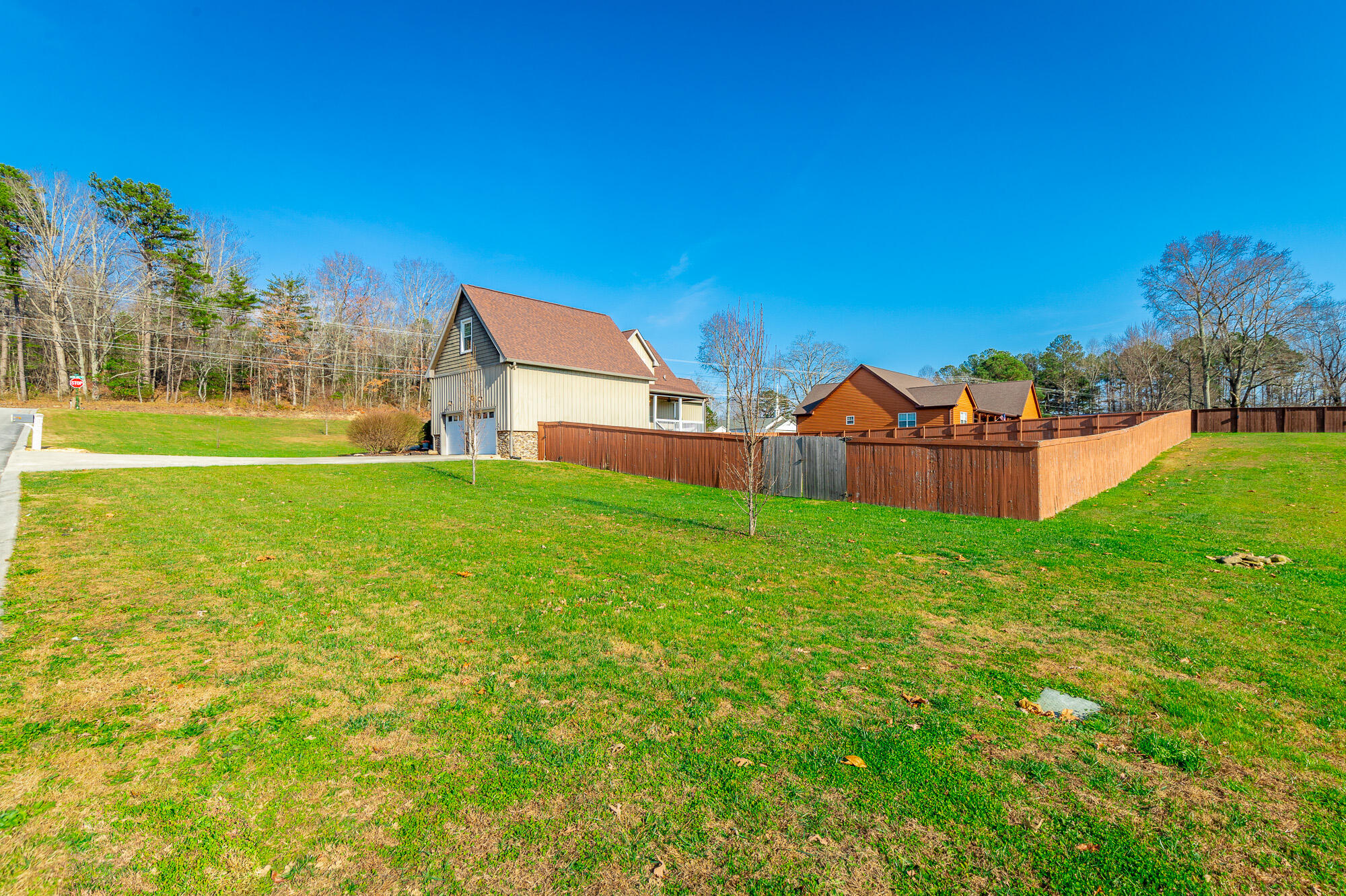 2322 Mowbray Pike