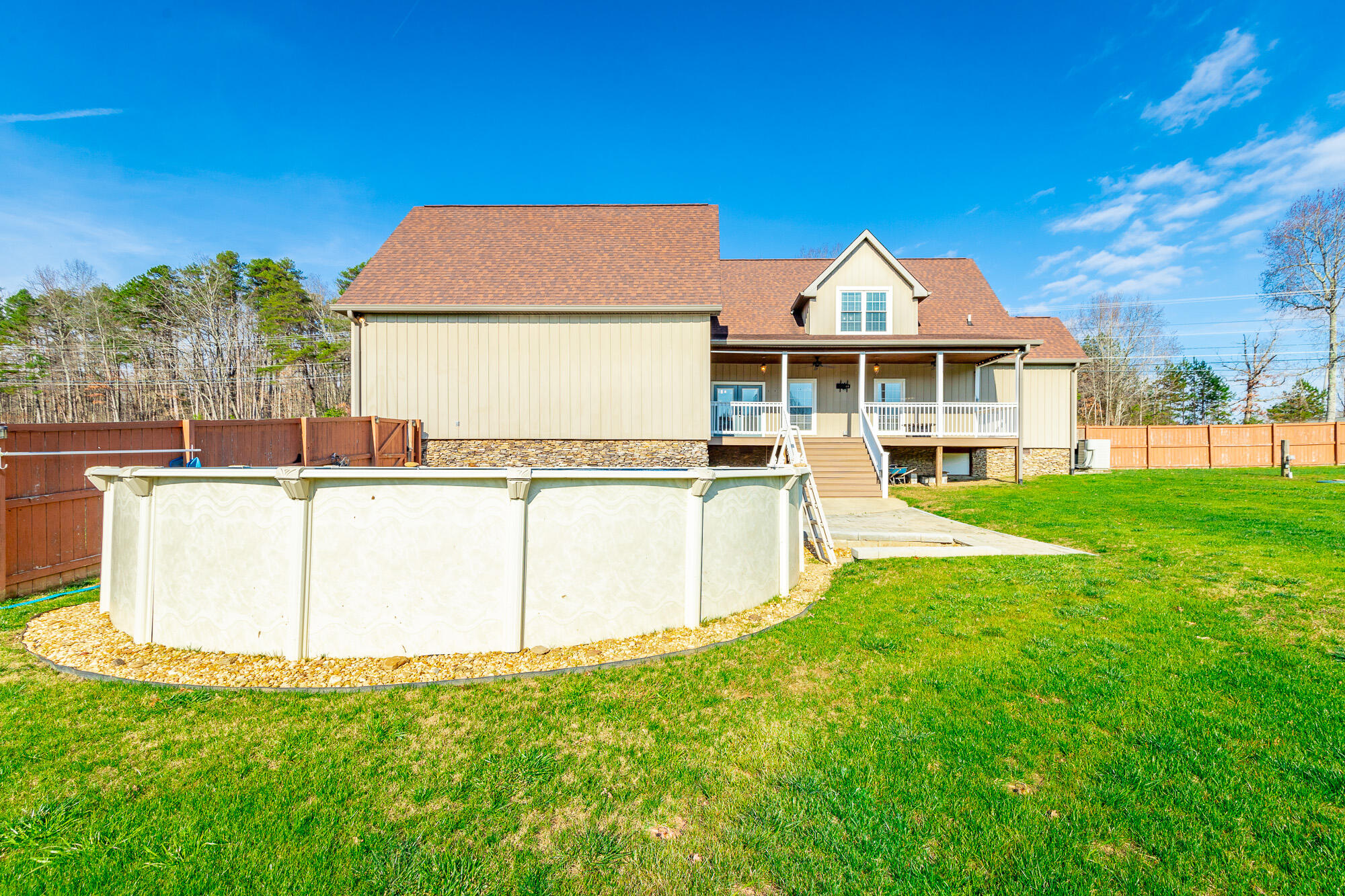 2322 Mowbray Pike