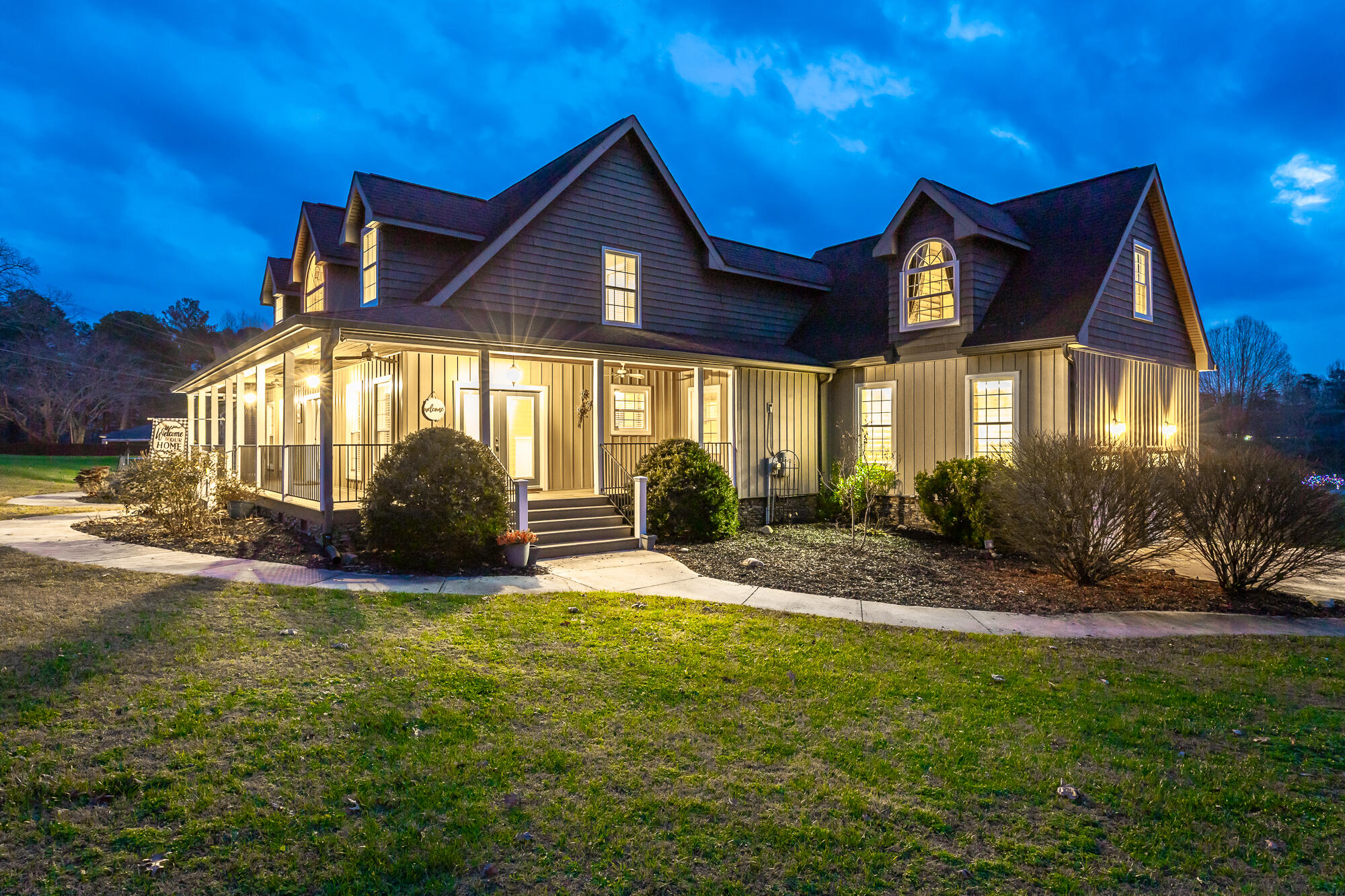 2322 Mowbray Pike