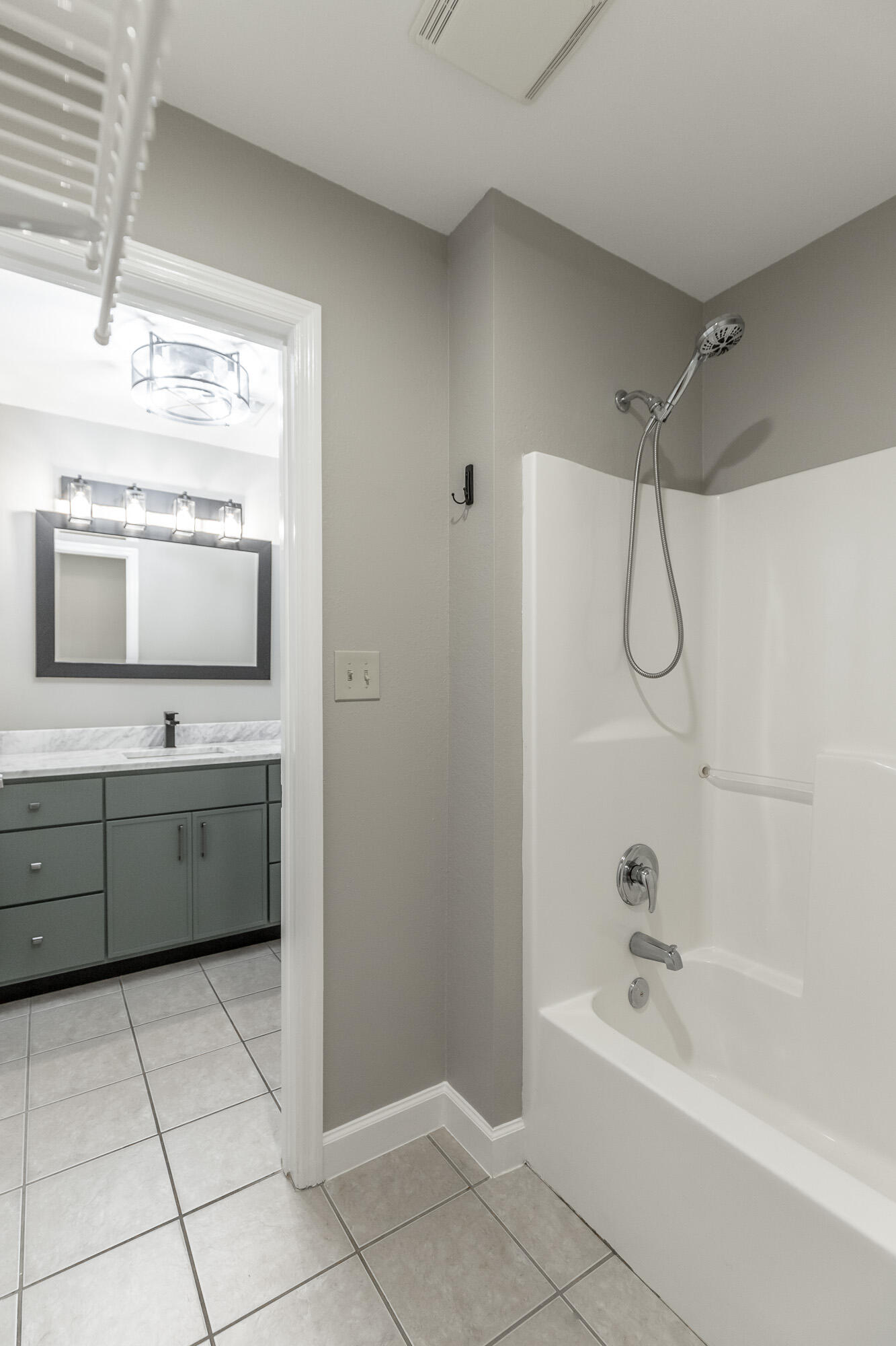 2322 Mowbray Pike