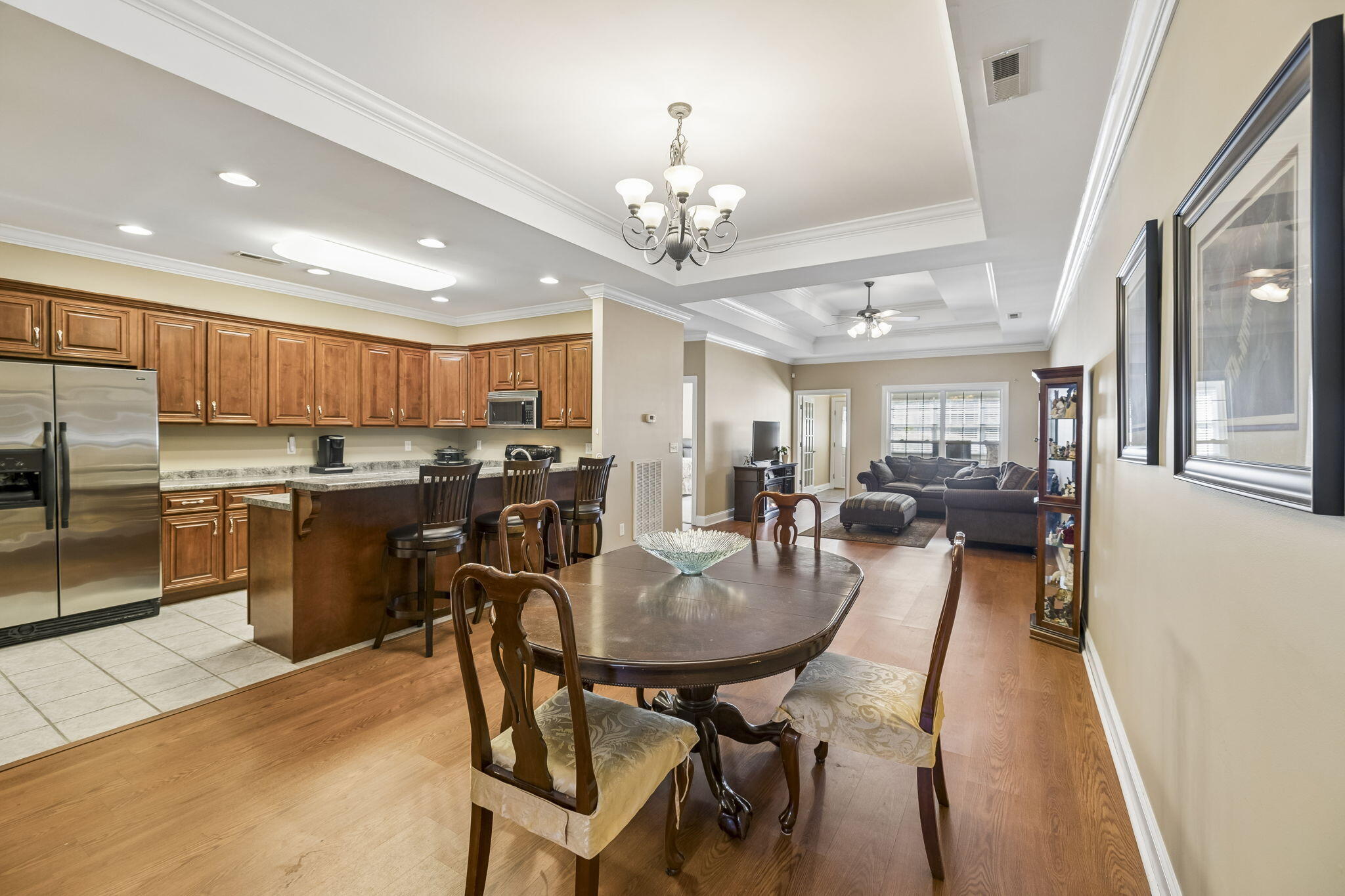 1004 Grey Oaks Lane