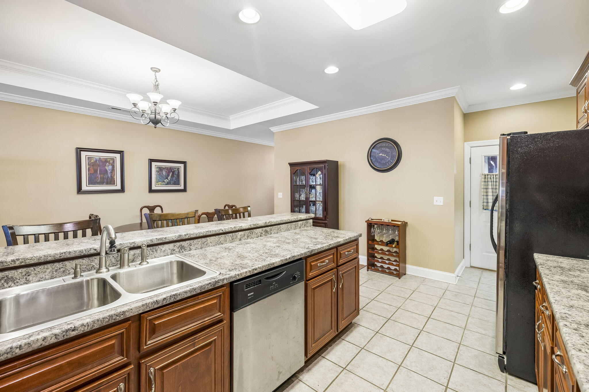 1004 Grey Oaks Lane