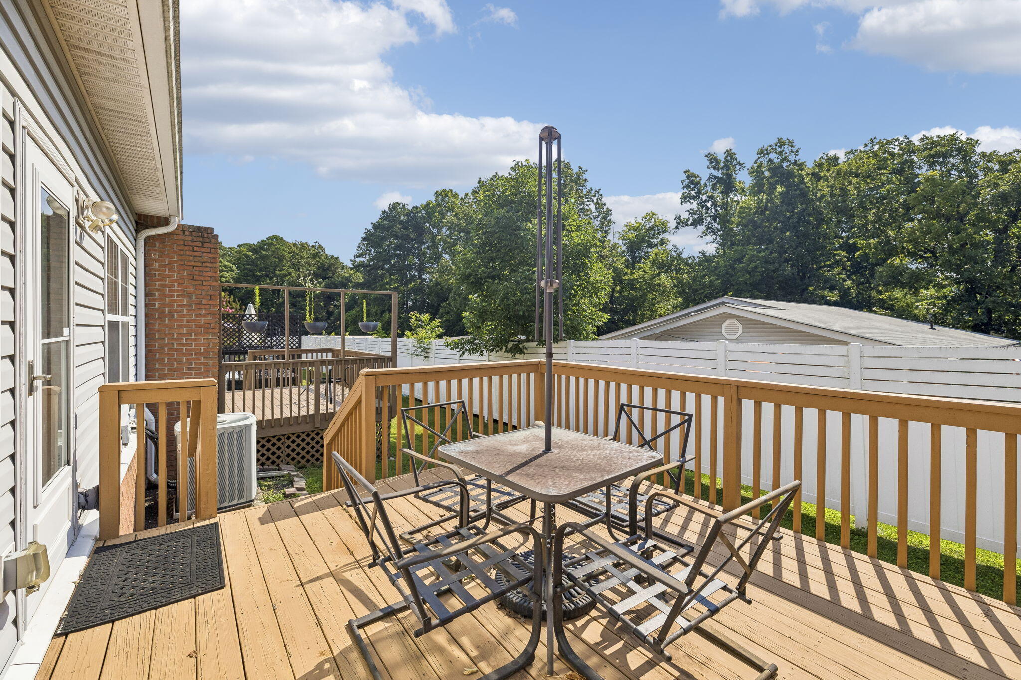 1004 Grey Oaks Lane