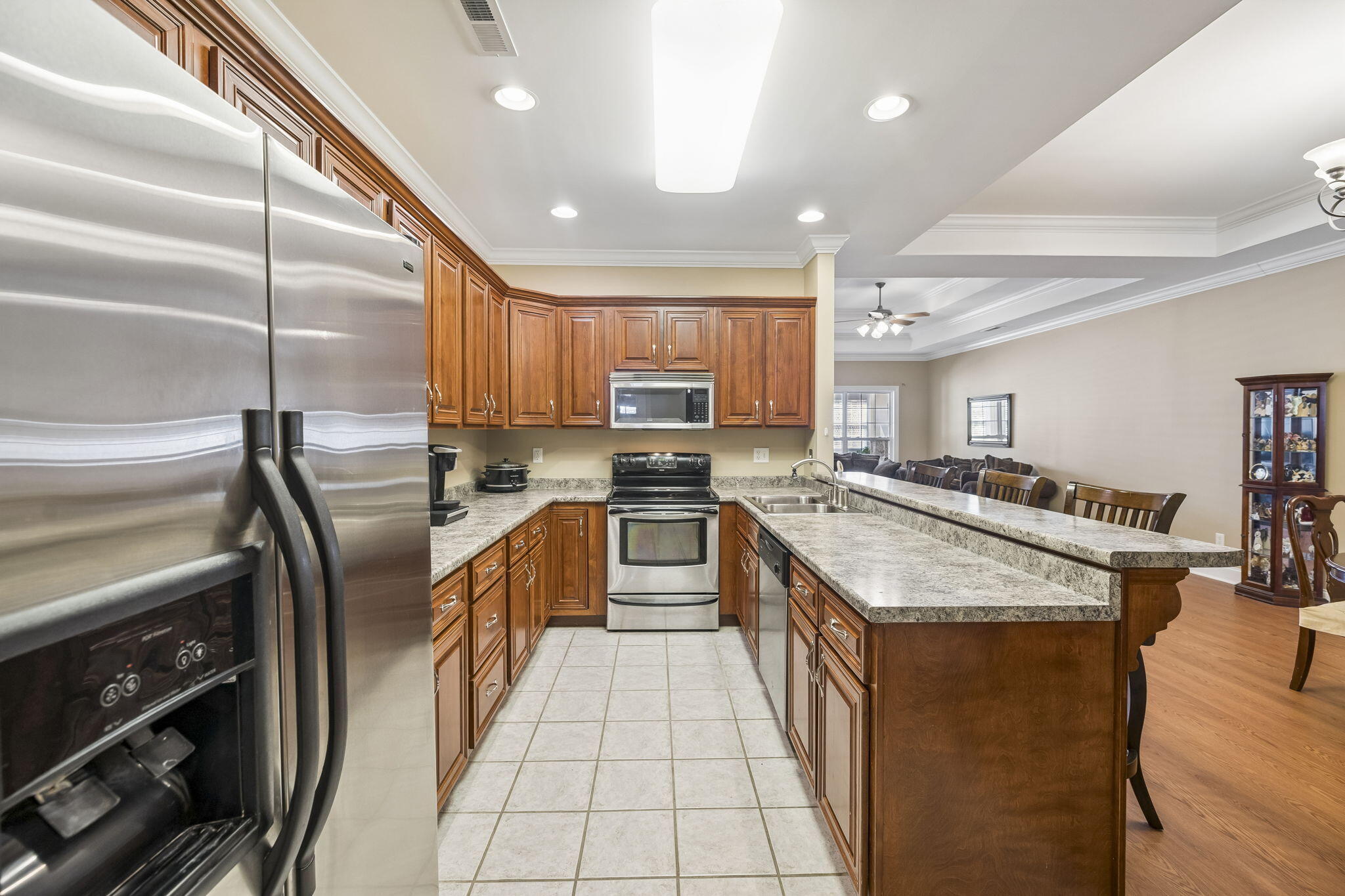 1004 Grey Oaks Lane