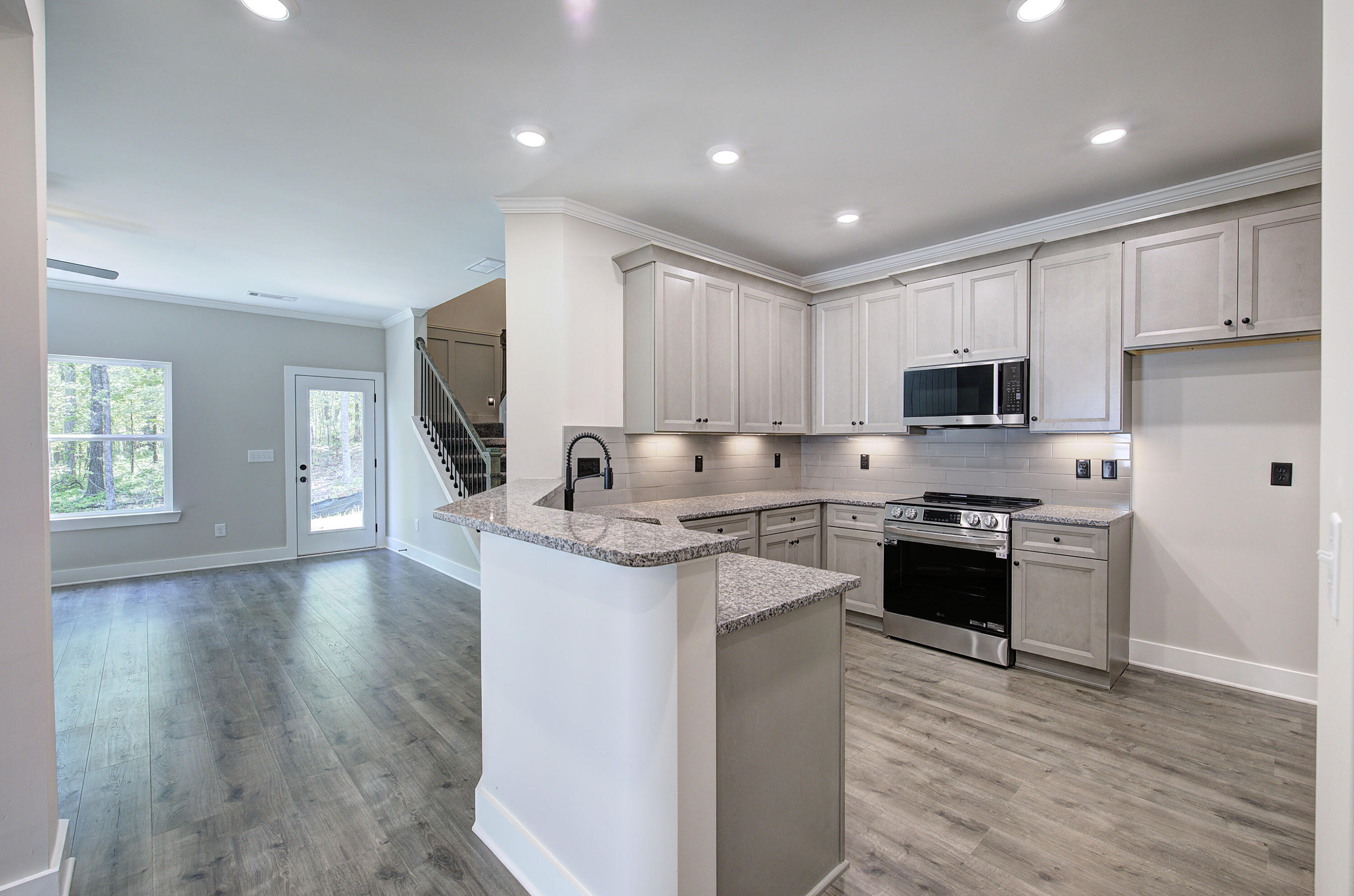 6634 Dharma Loop, 75