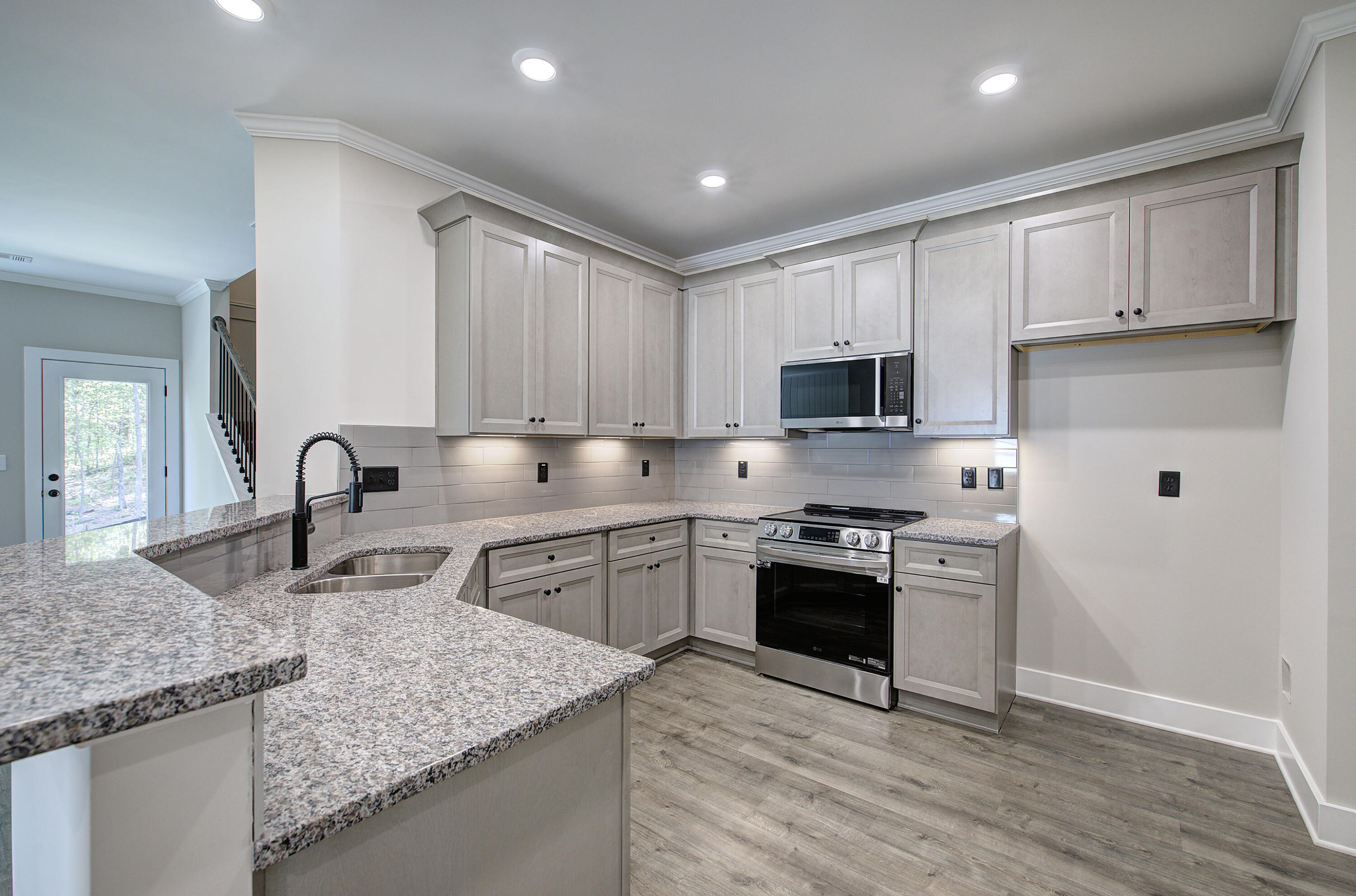 6634 Dharma Loop, 75