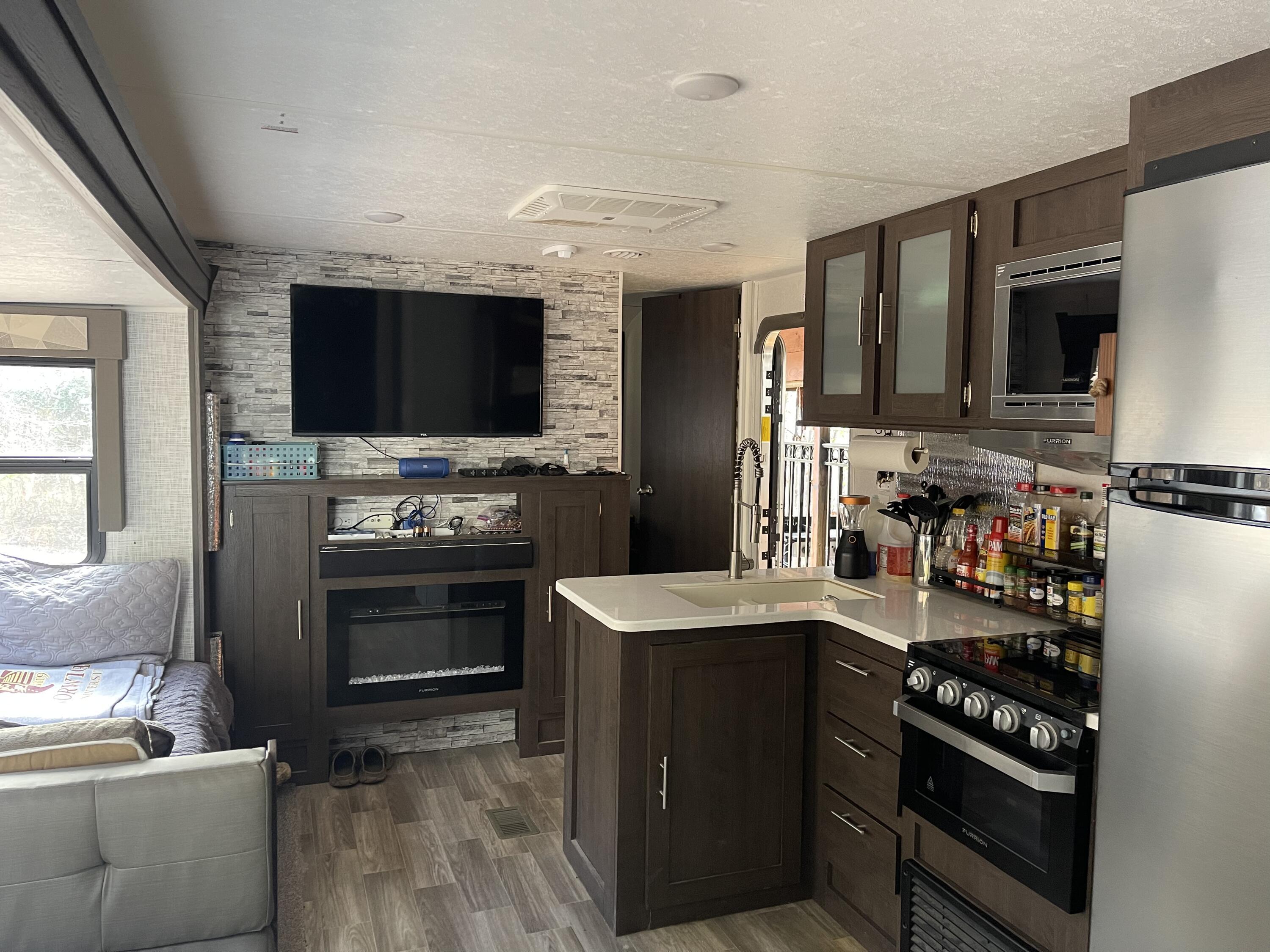 1111 Ditch Gap Road