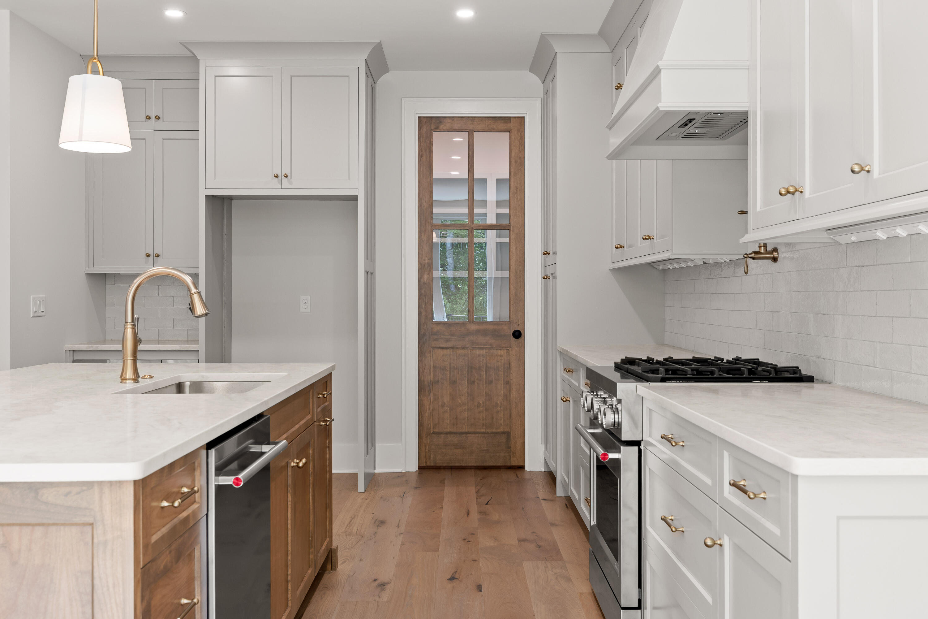 1337 London Woods Way, 15