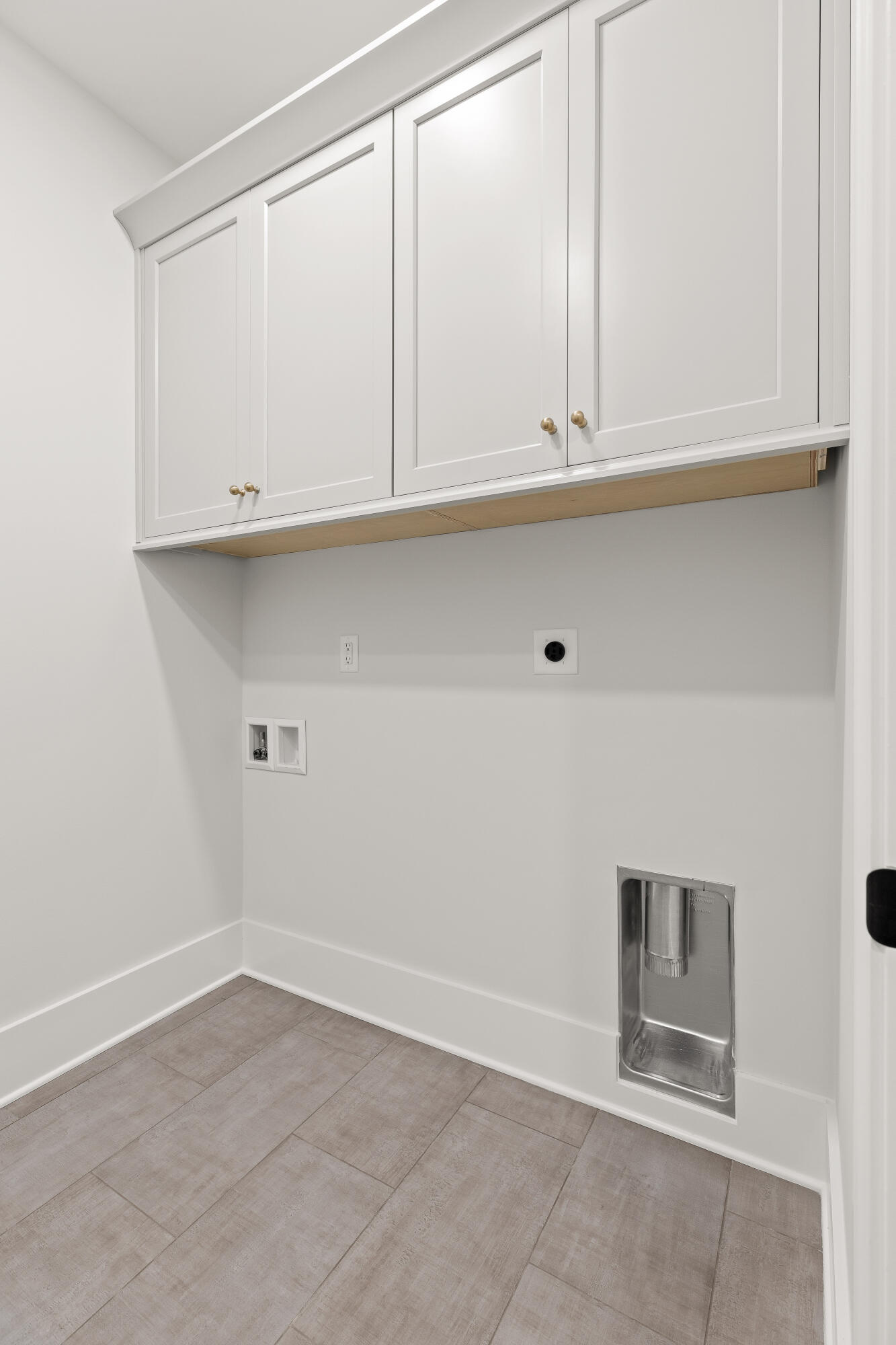 1337 London Woods Way, 15