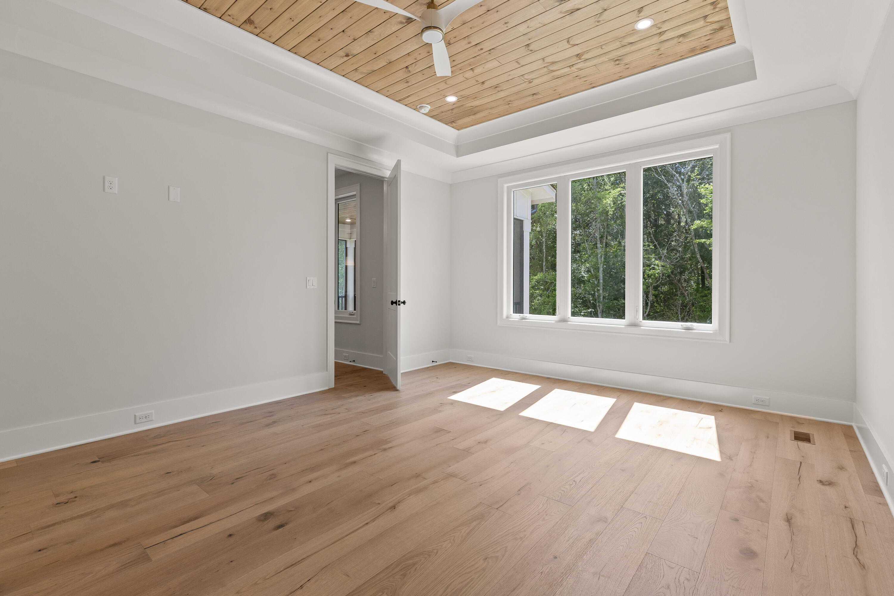 1337 London Woods Way, 15
