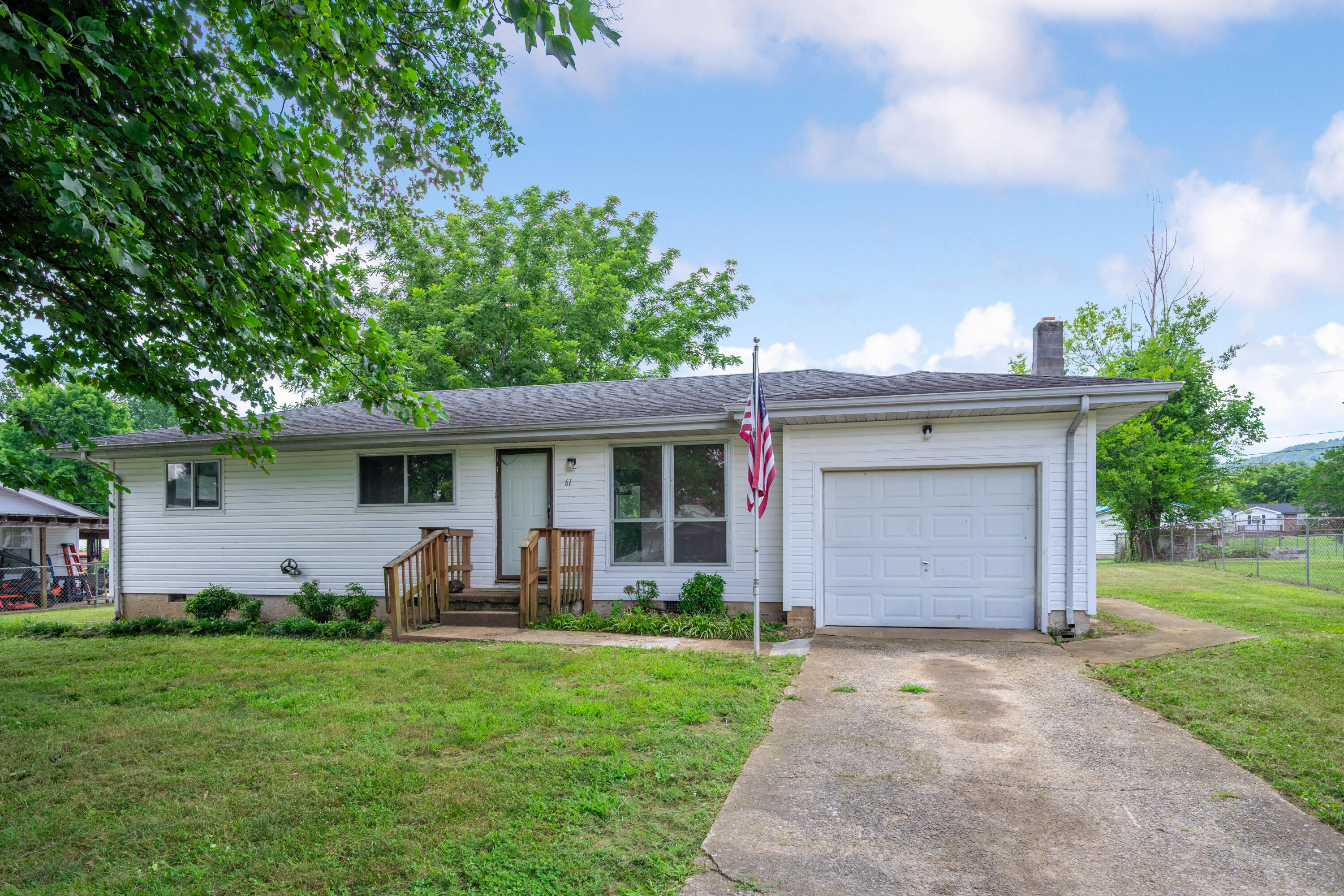 61 Standifer Circle