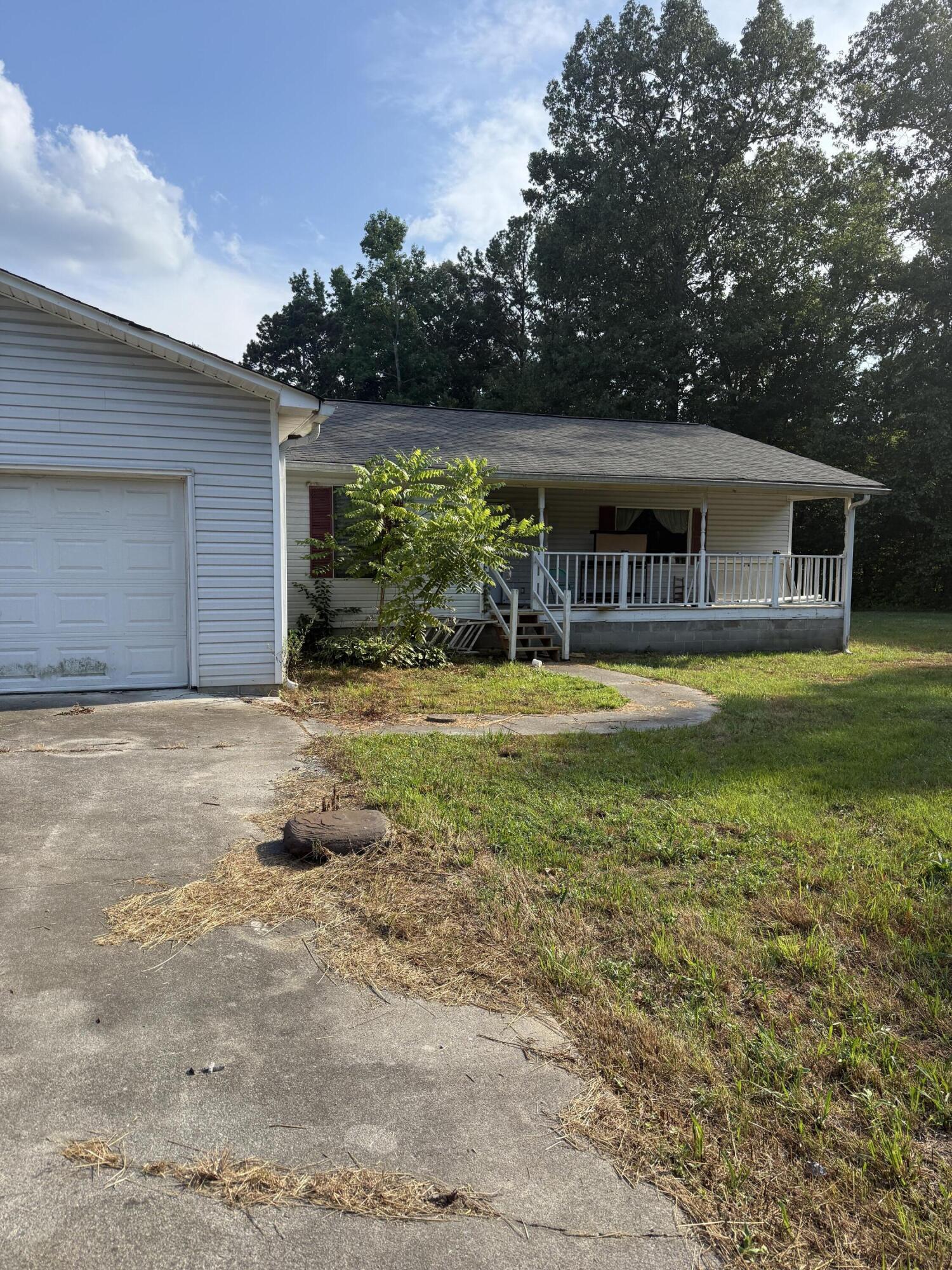 245 N Airport Circle NW