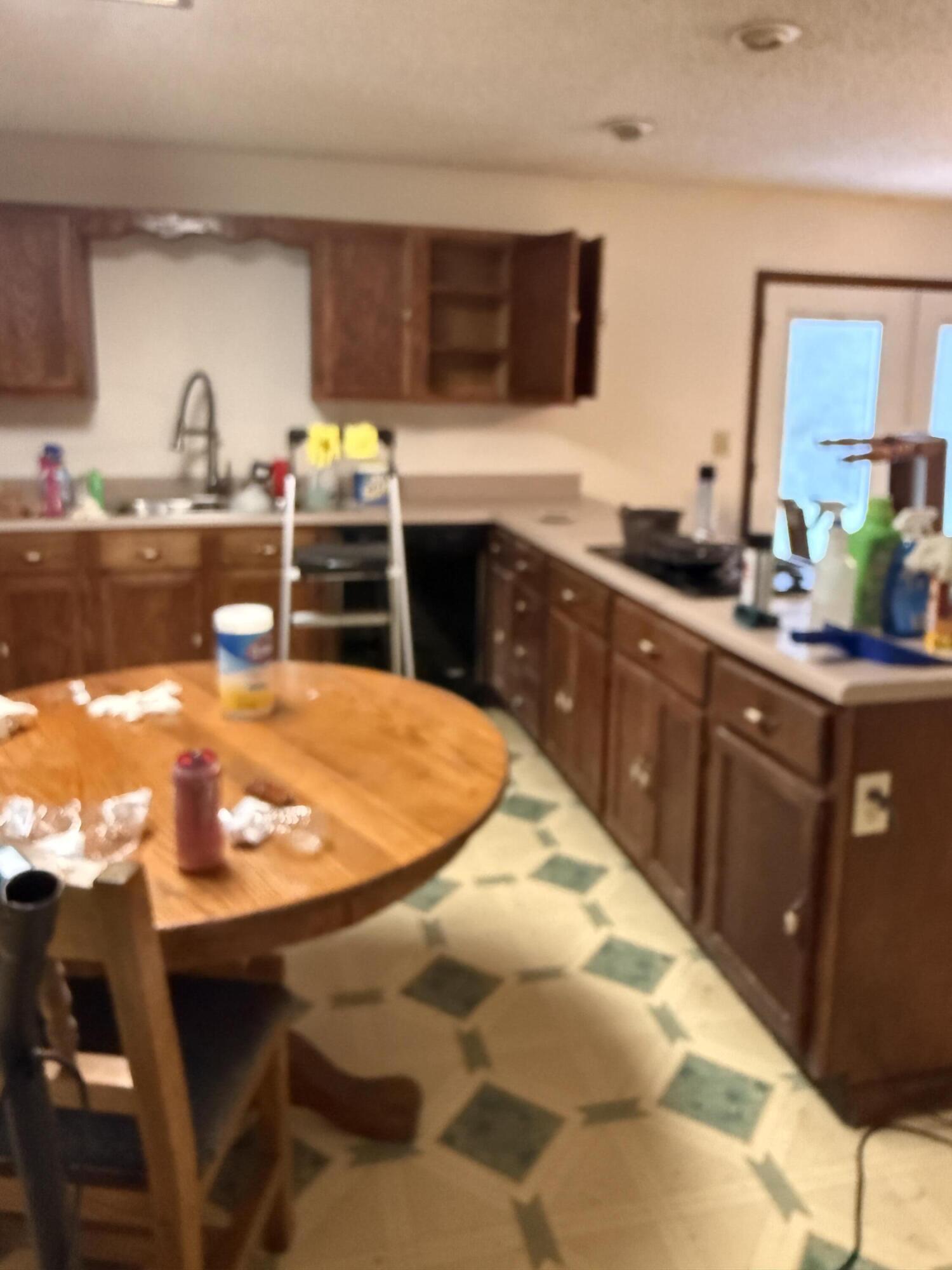 245 N Airport Circle NW