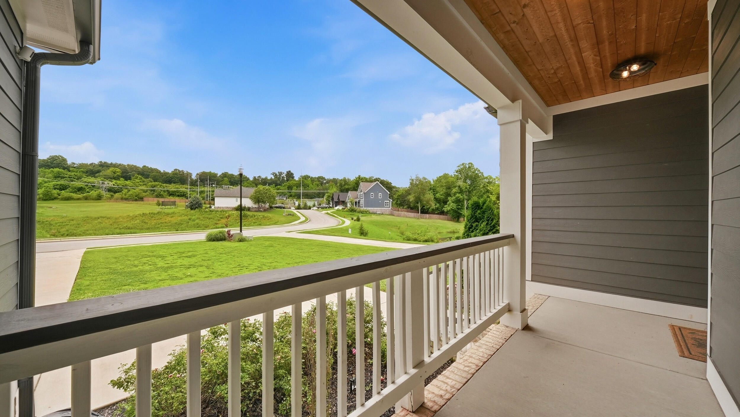 8645 Woodbury Acre Court