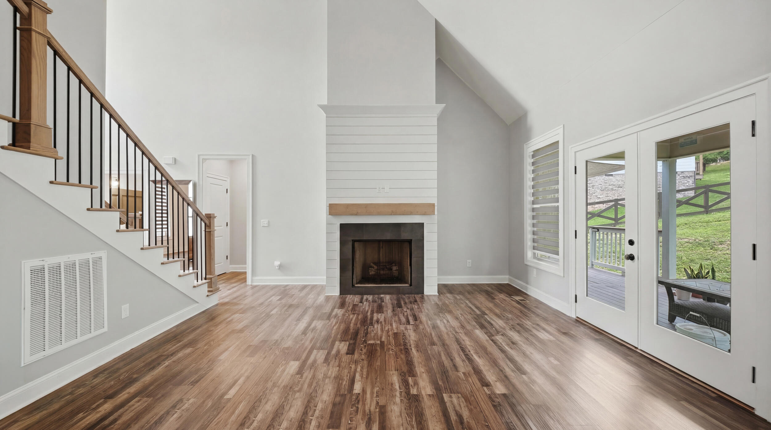 8645 Woodbury Acre Court