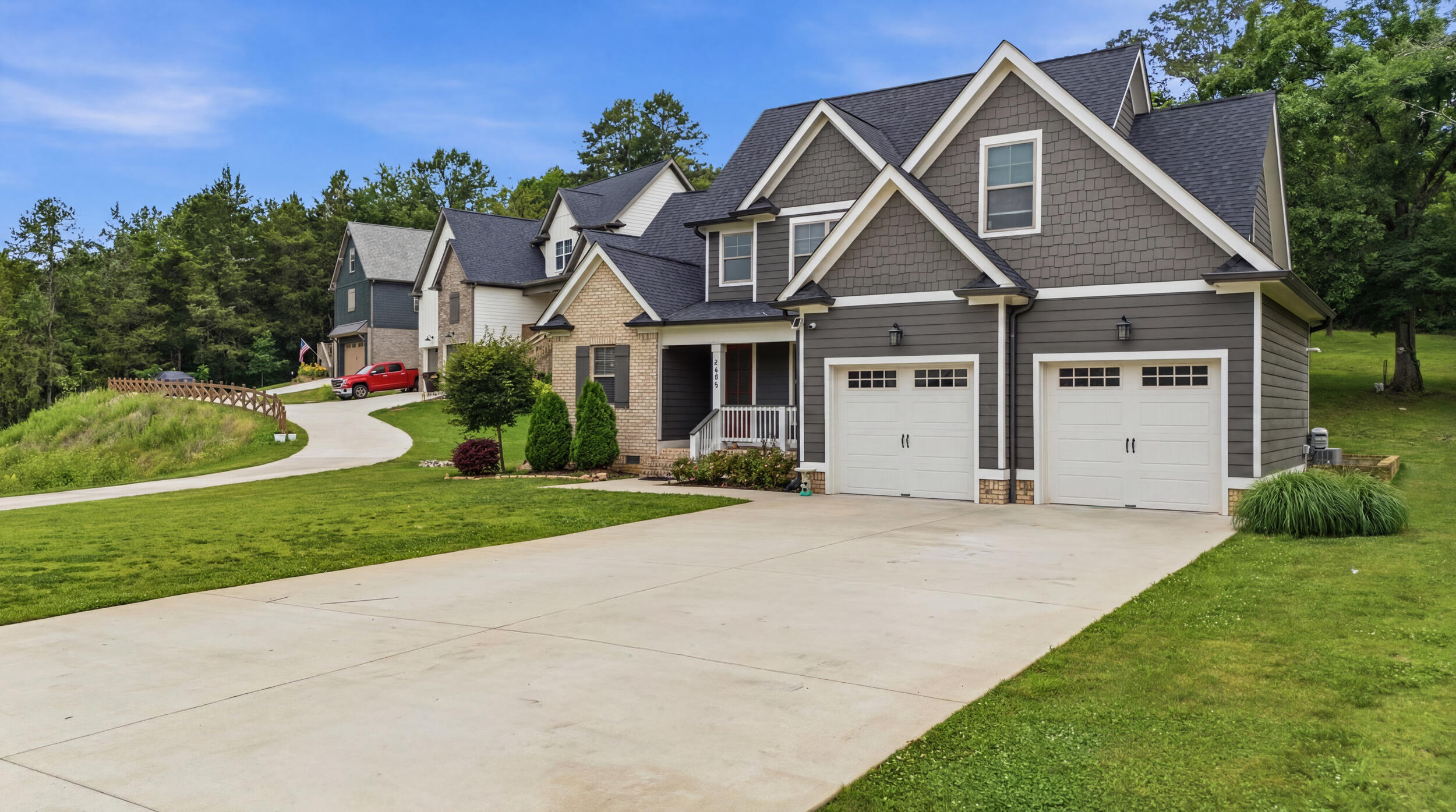 8645 Woodbury Acre Court