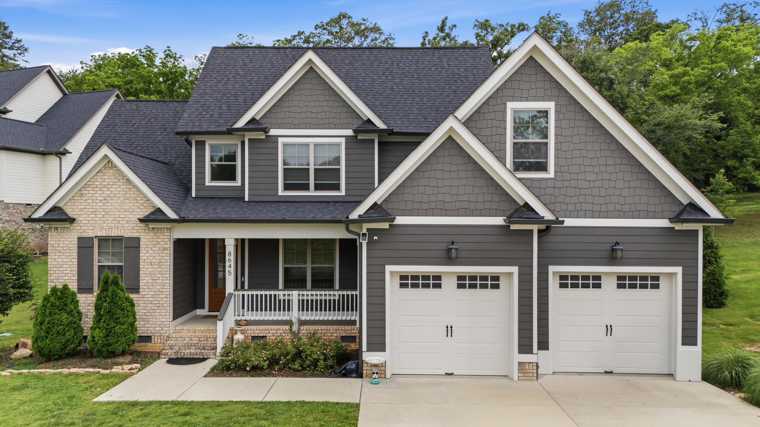 8645 Woodbury Acre Court