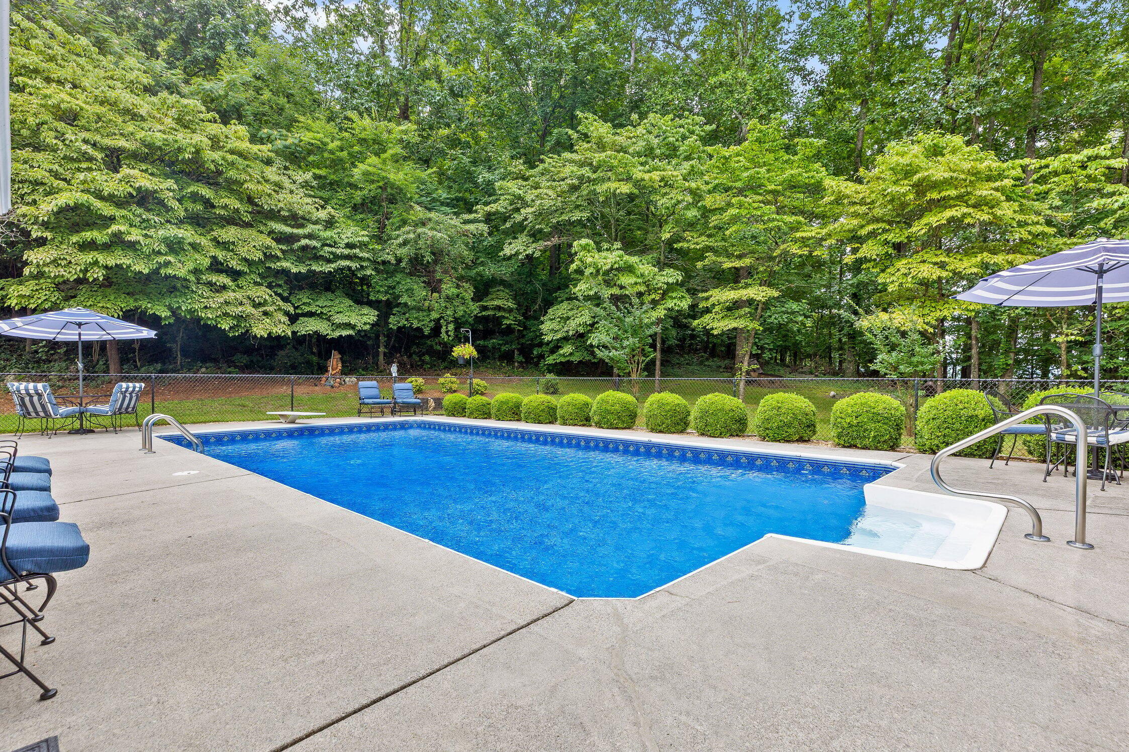 2903 Huckleberry Lane