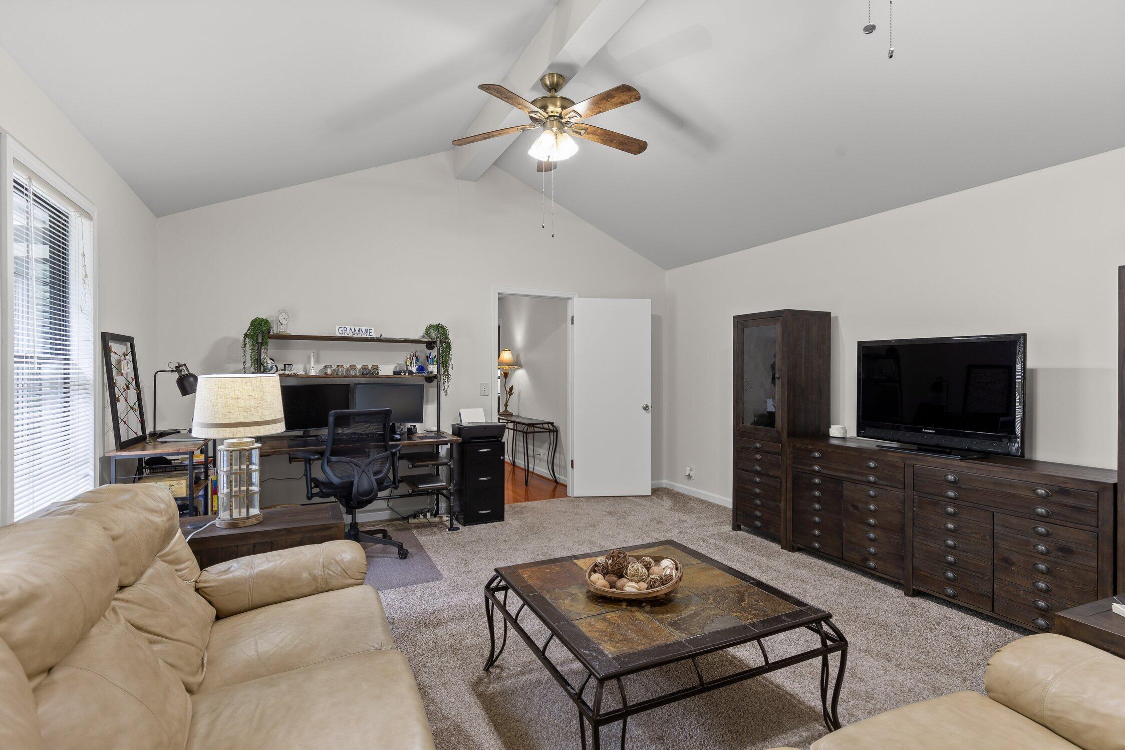 2903 Huckleberry Lane