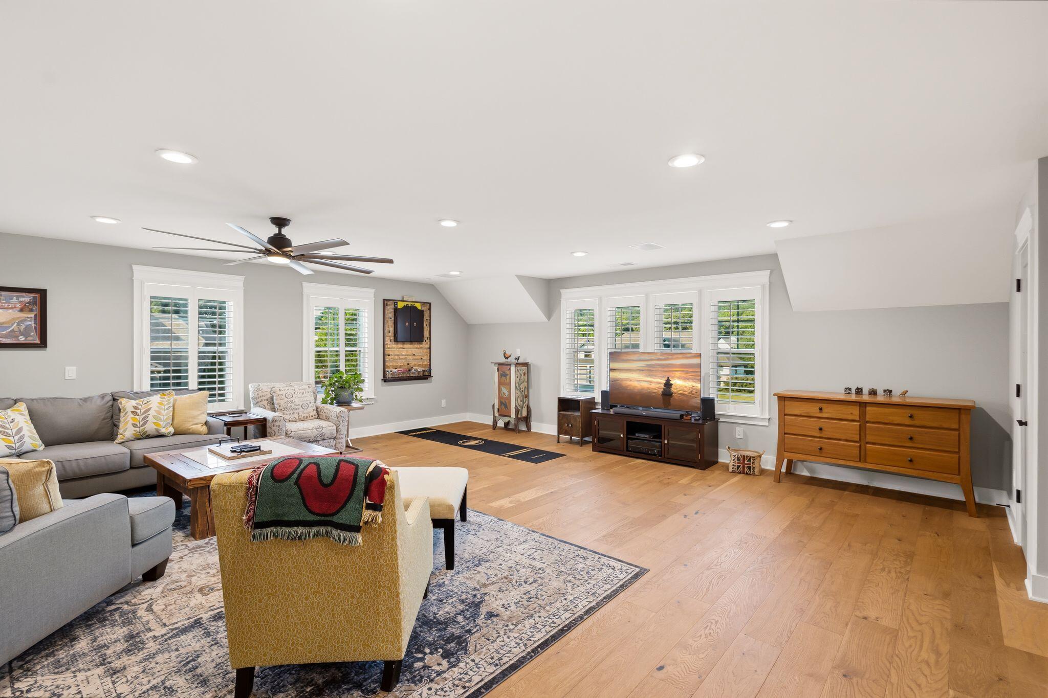 2621 Copper Cove
