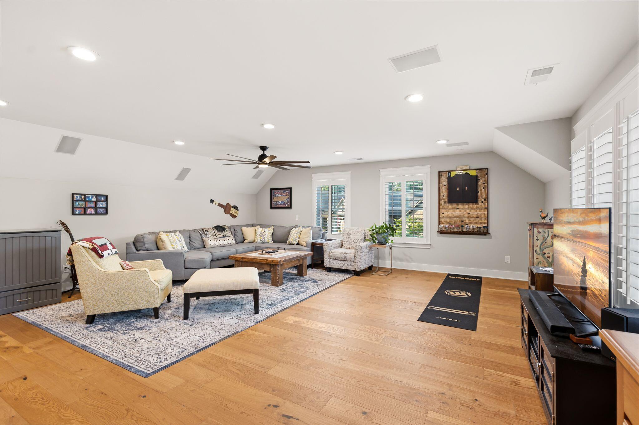 2621 Copper Cove