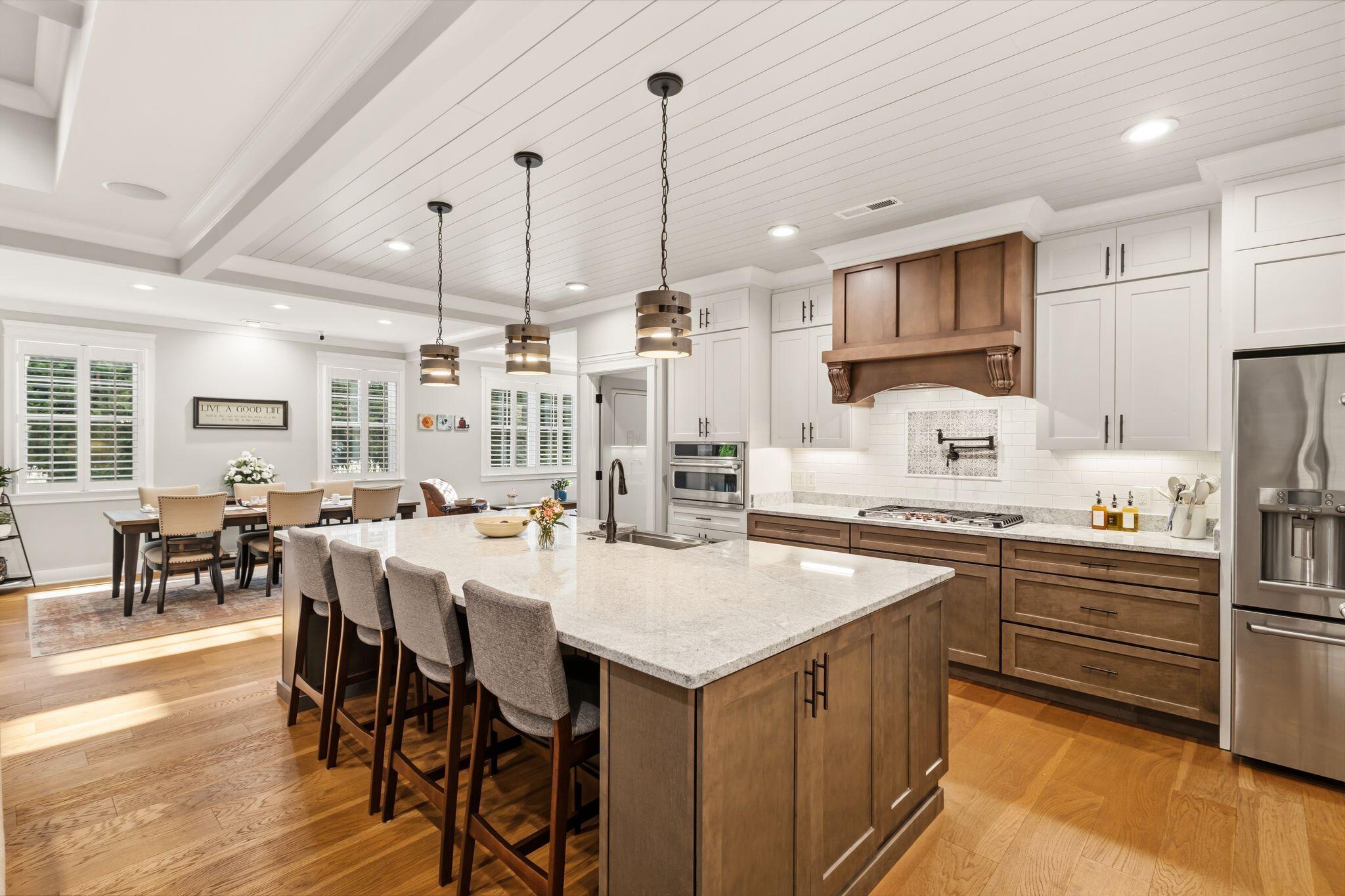2621 Copper Cove