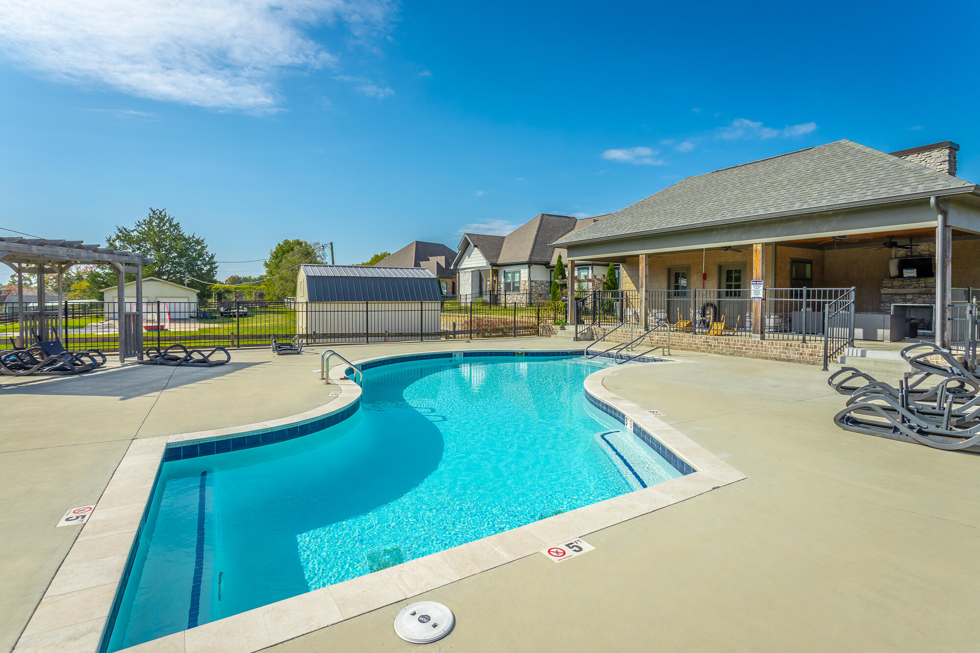 2621 Copper Cove