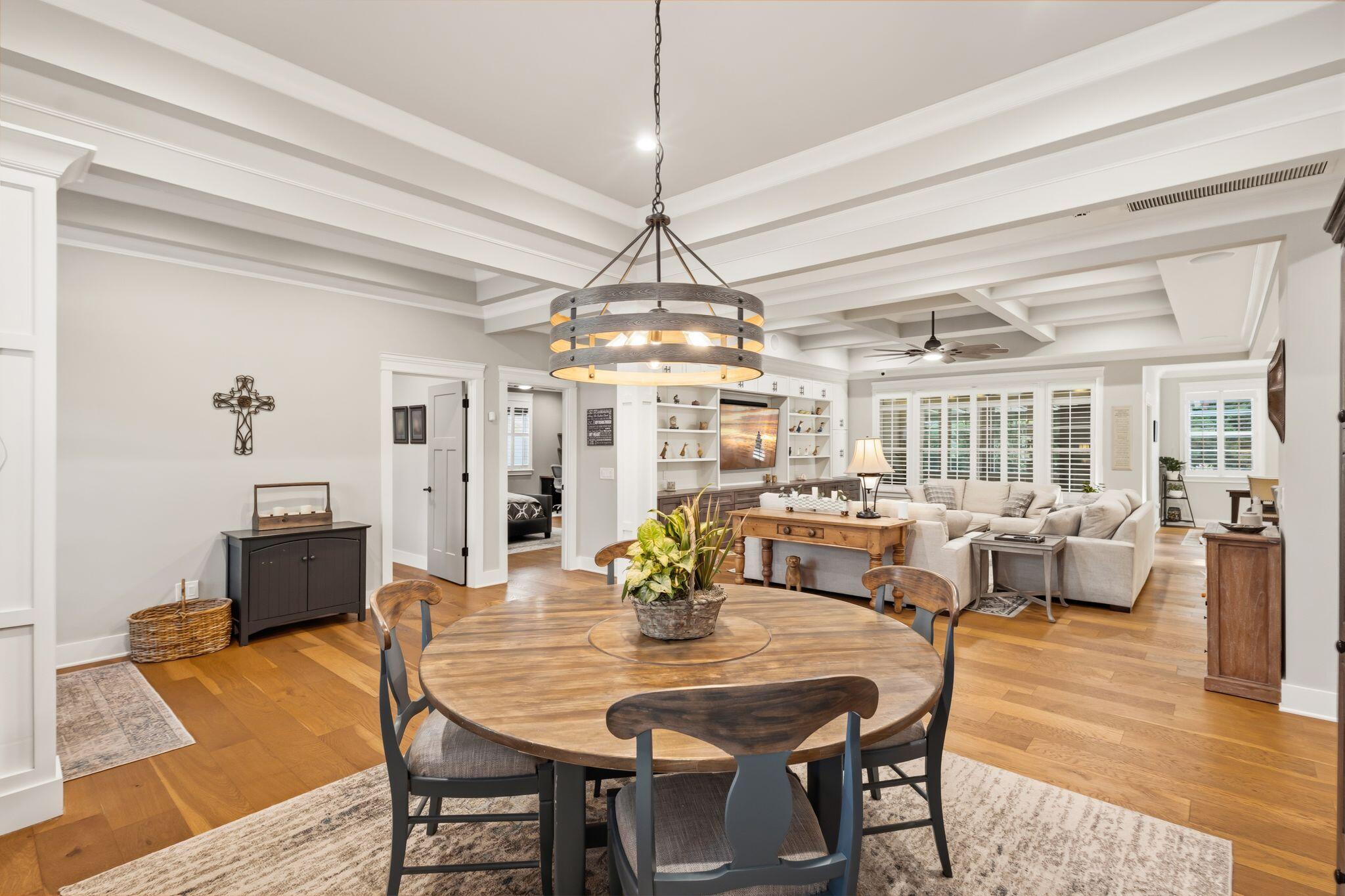 2621 Copper Cove