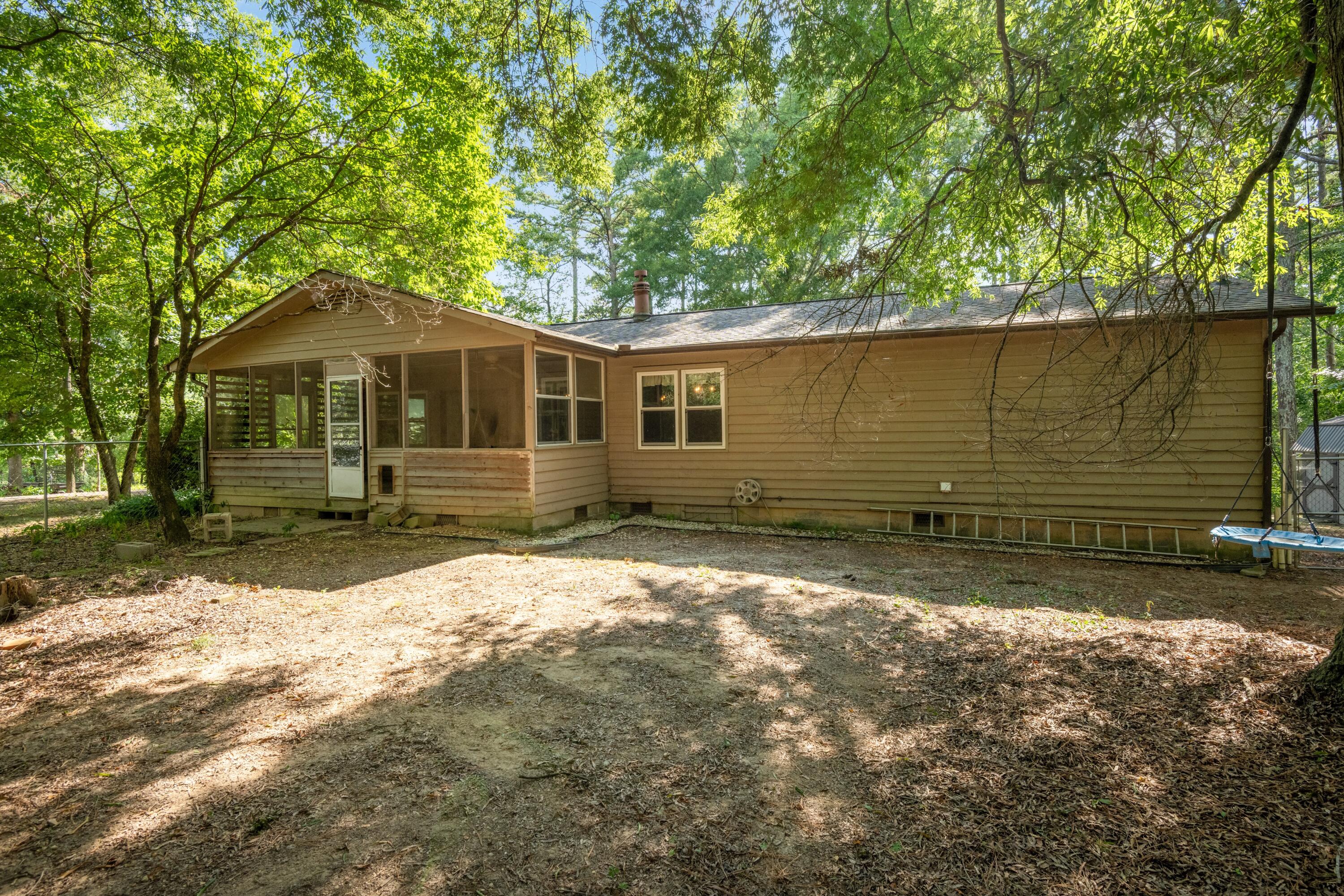 440 Bishop Pond Road