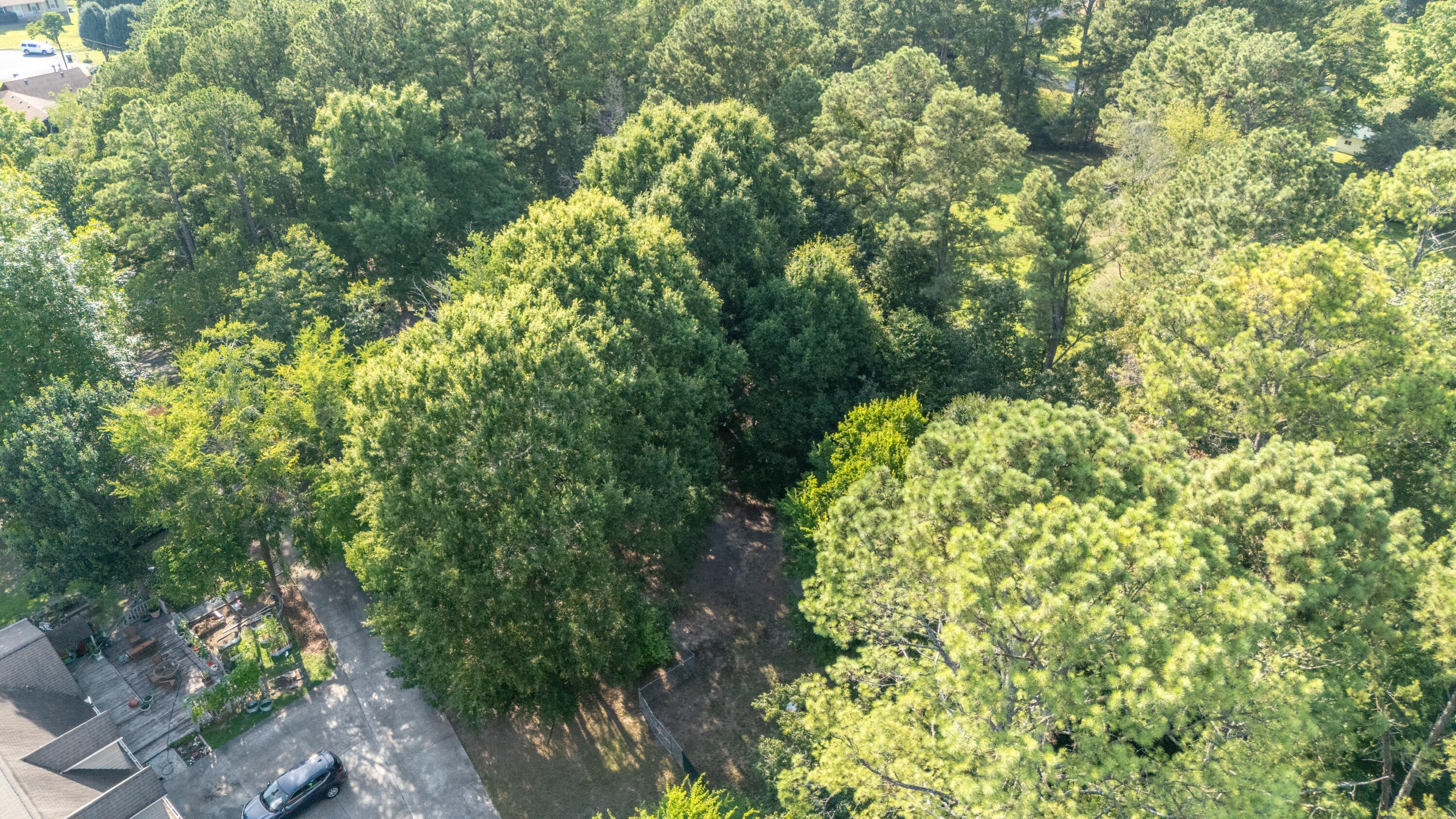 440 Bishop Pond Road