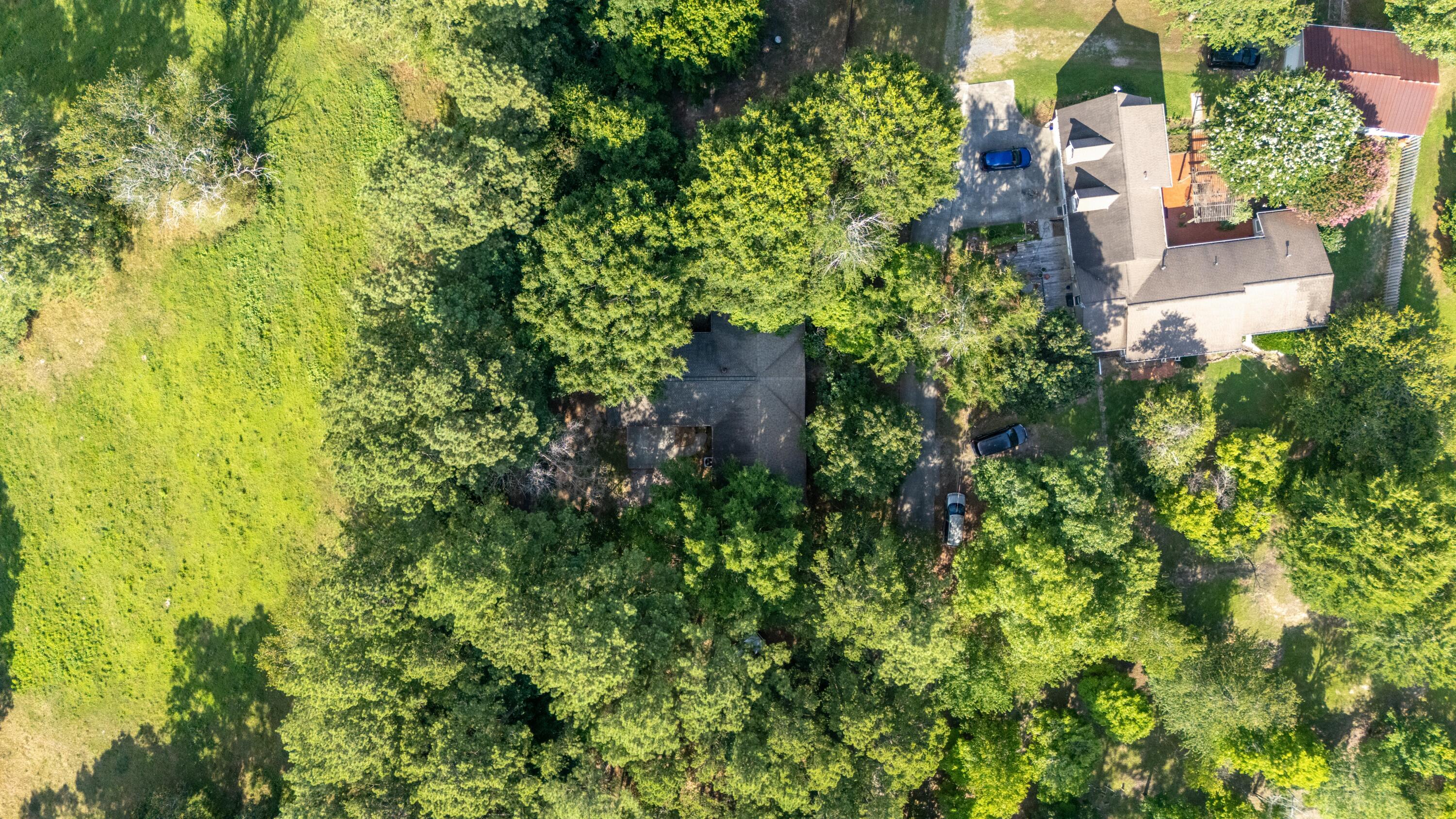 440 Bishop Pond Road
