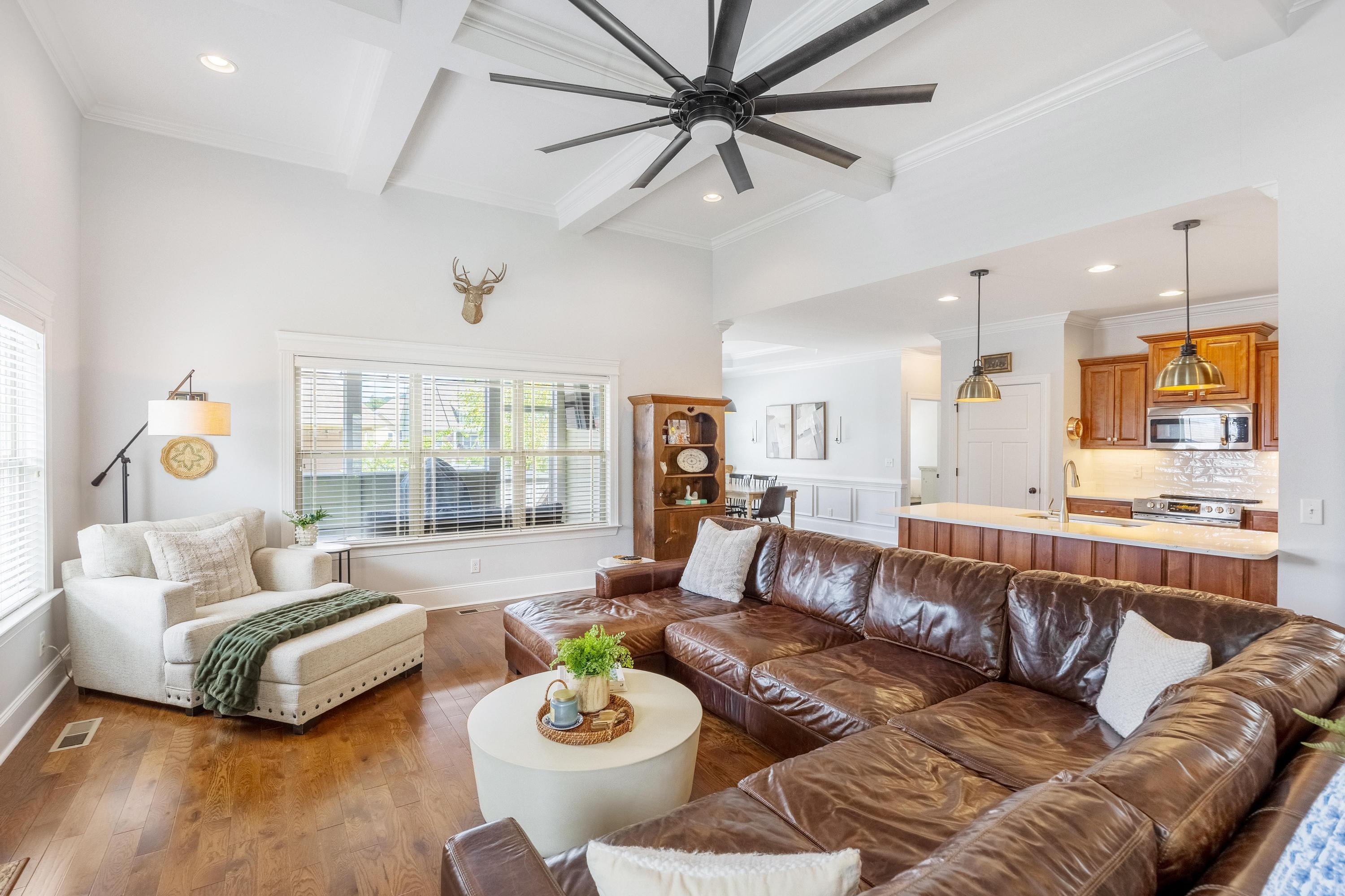 8405 Deer Run Circle