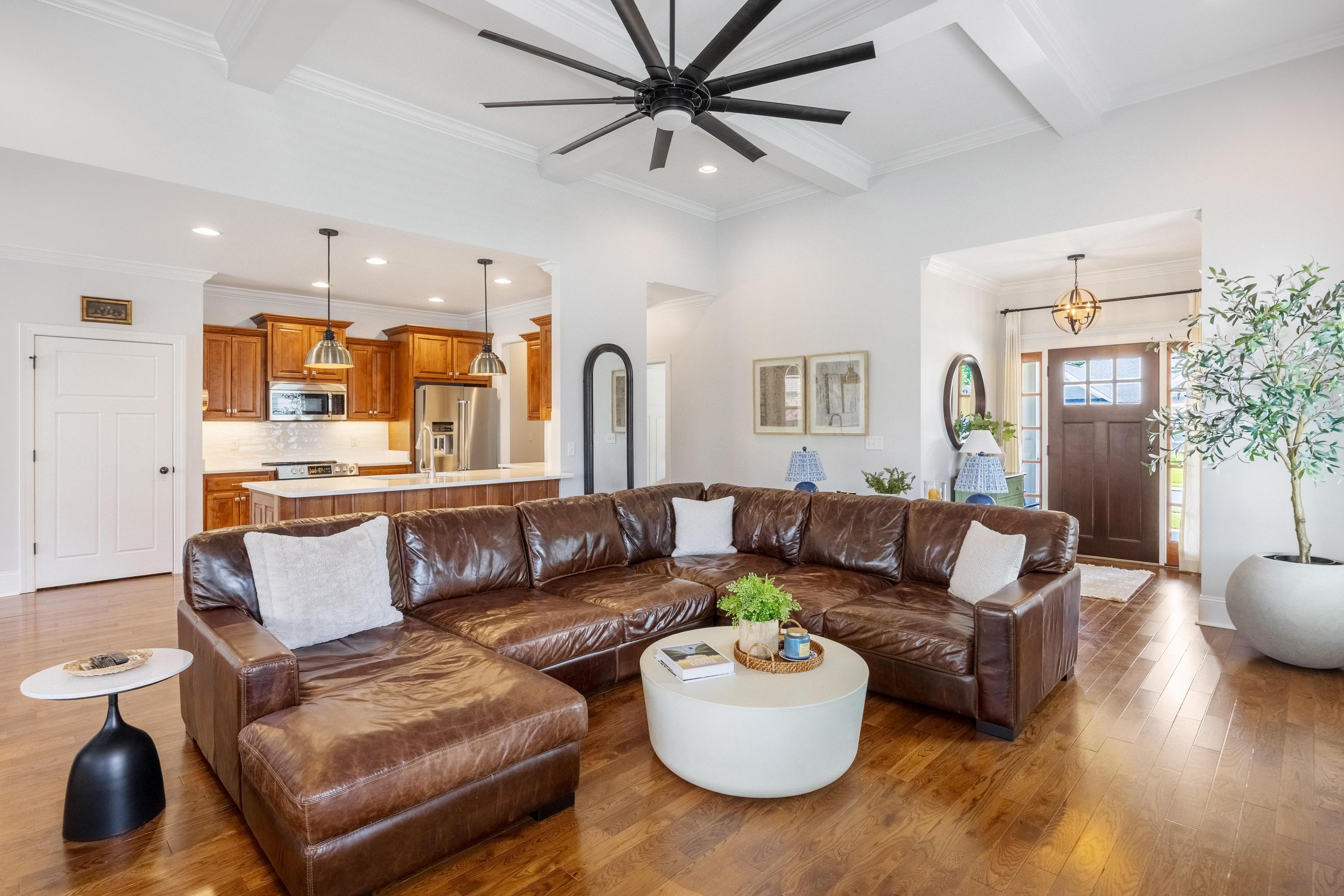 8405 Deer Run Circle
