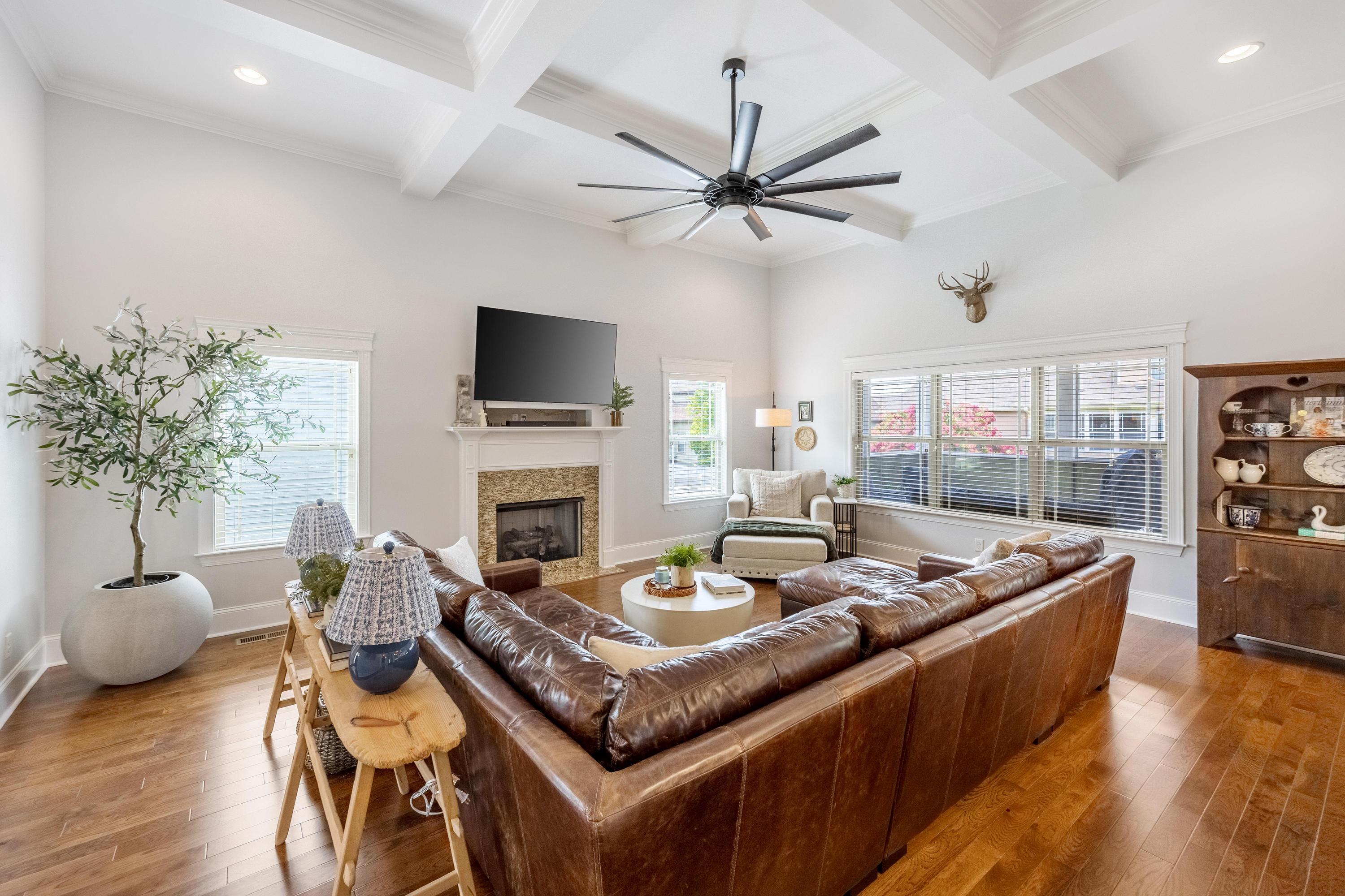 8405 Deer Run Circle