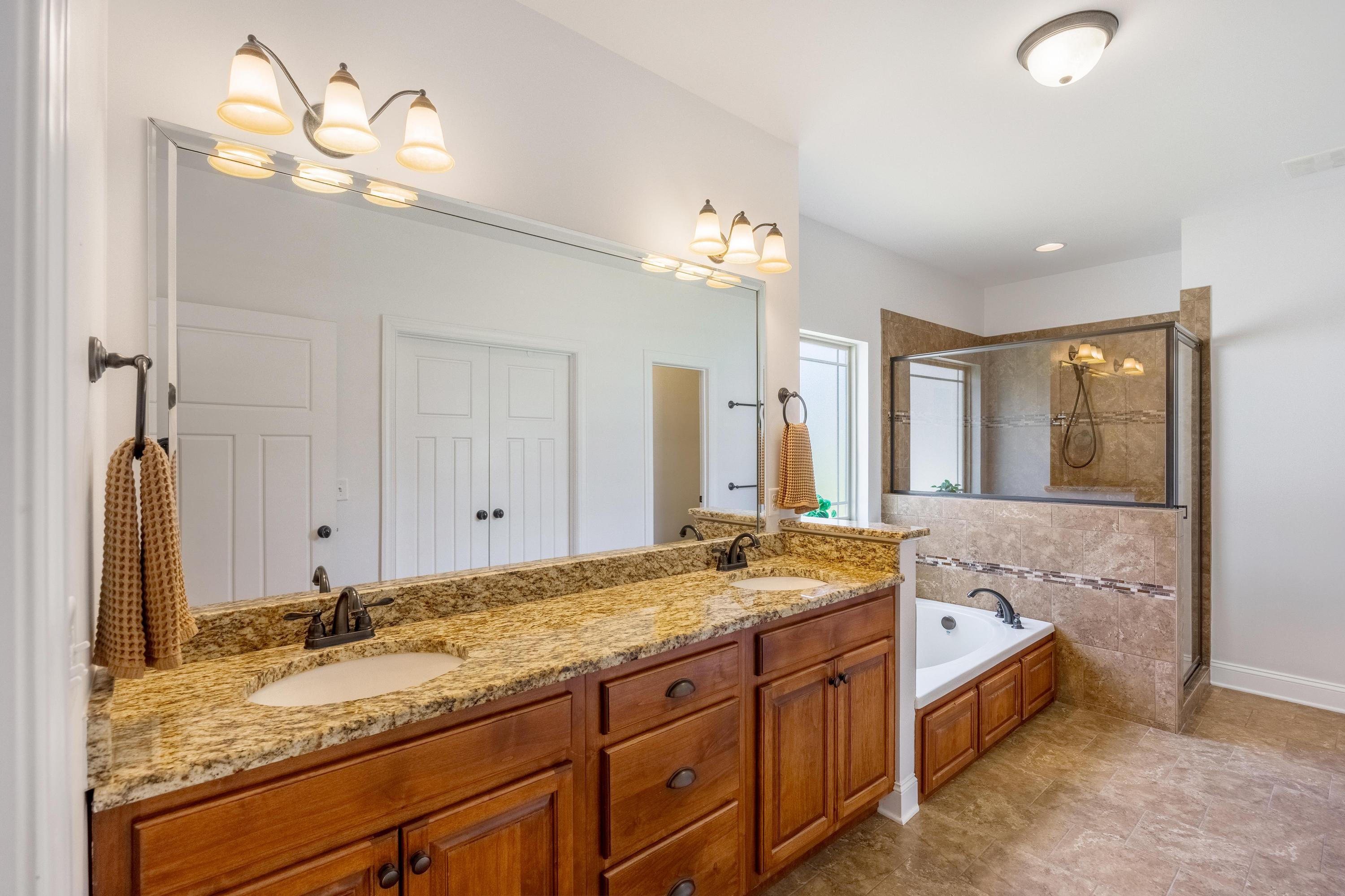 8405 Deer Run Circle