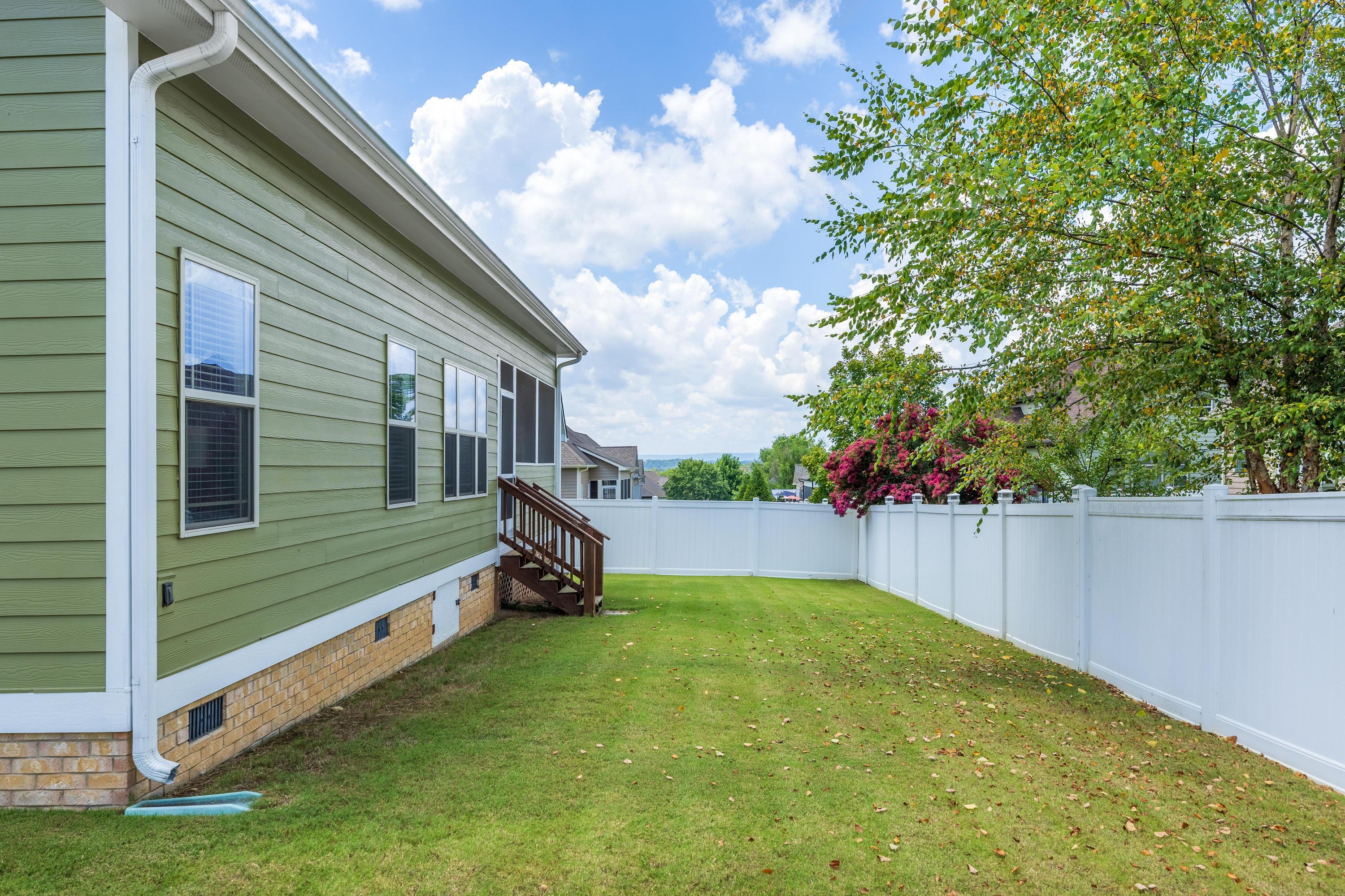 8405 Deer Run Circle