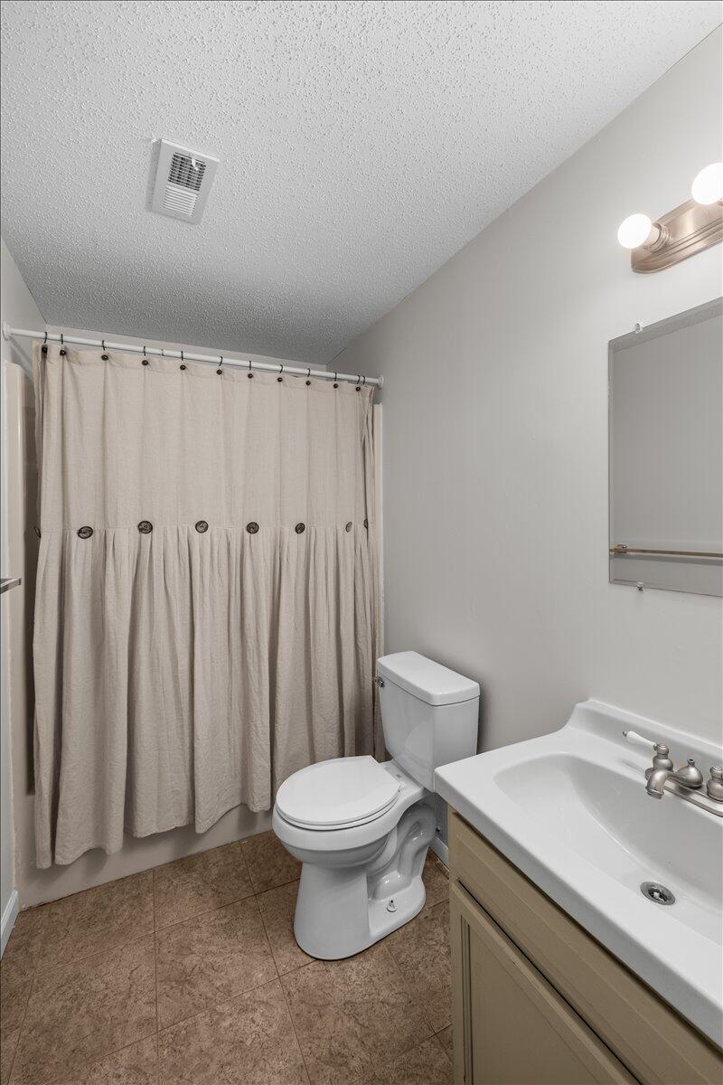 8 Stonecrest Drive