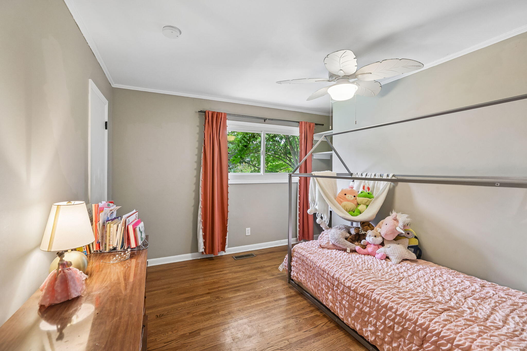 1021 Elaine Trail