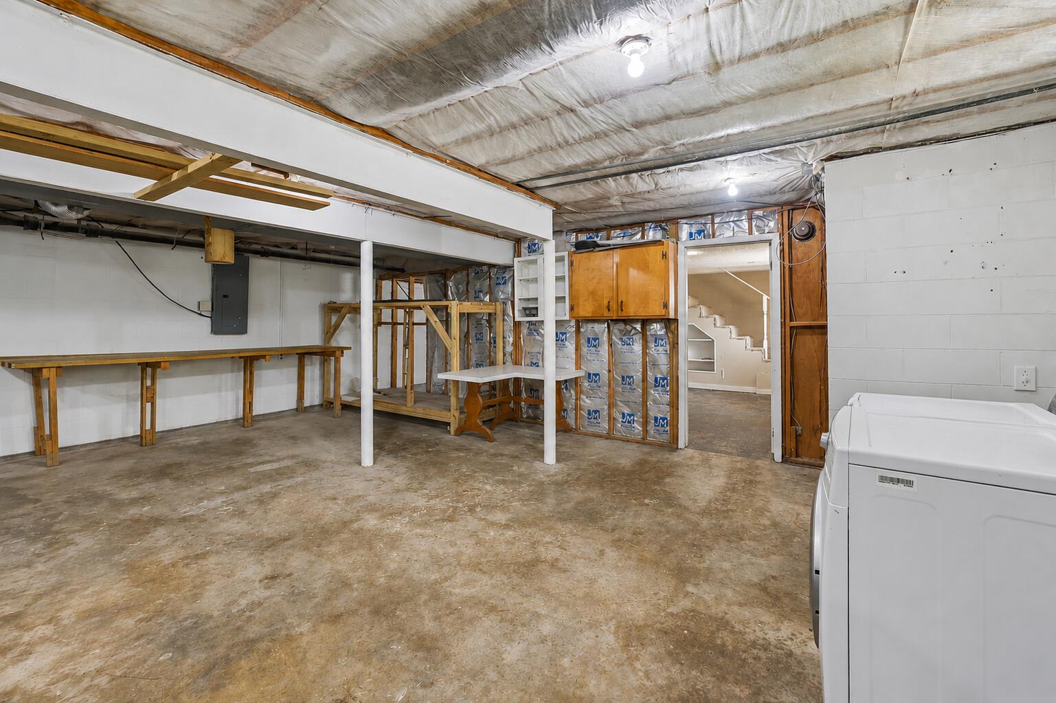 1021 Elaine Trail