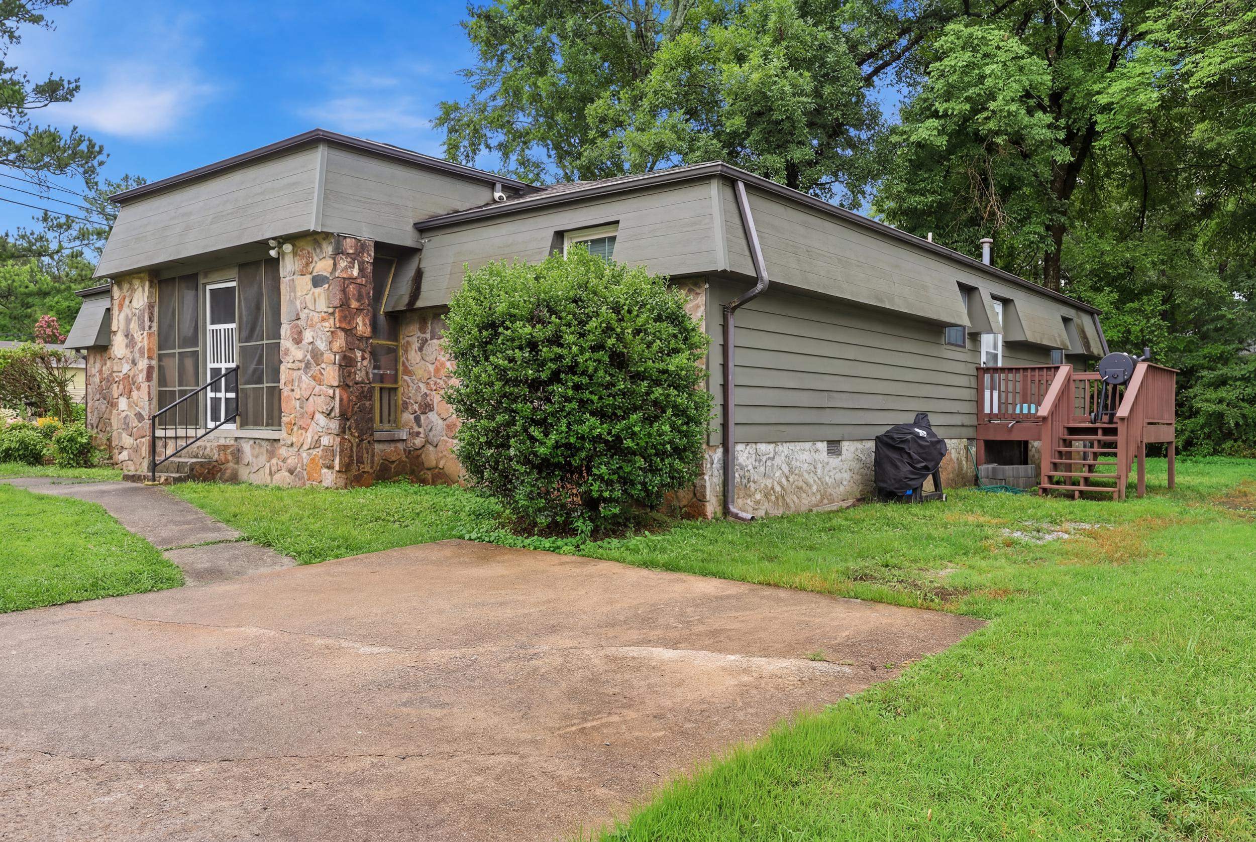 541 Cedar Glen Circle