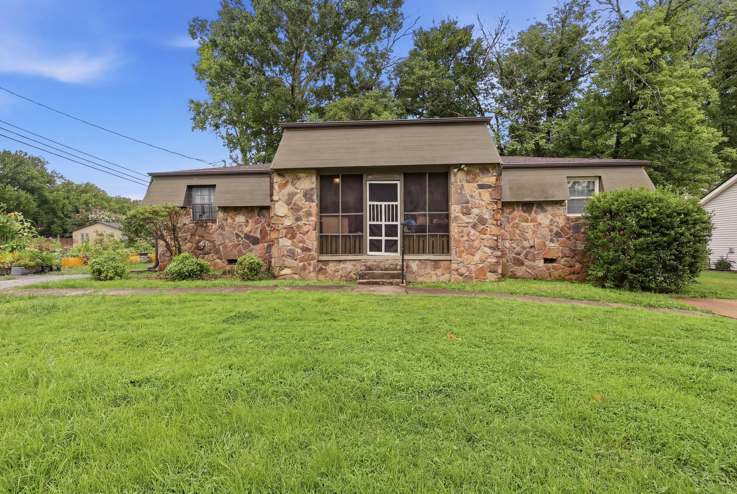 541 Cedar Glen Circle