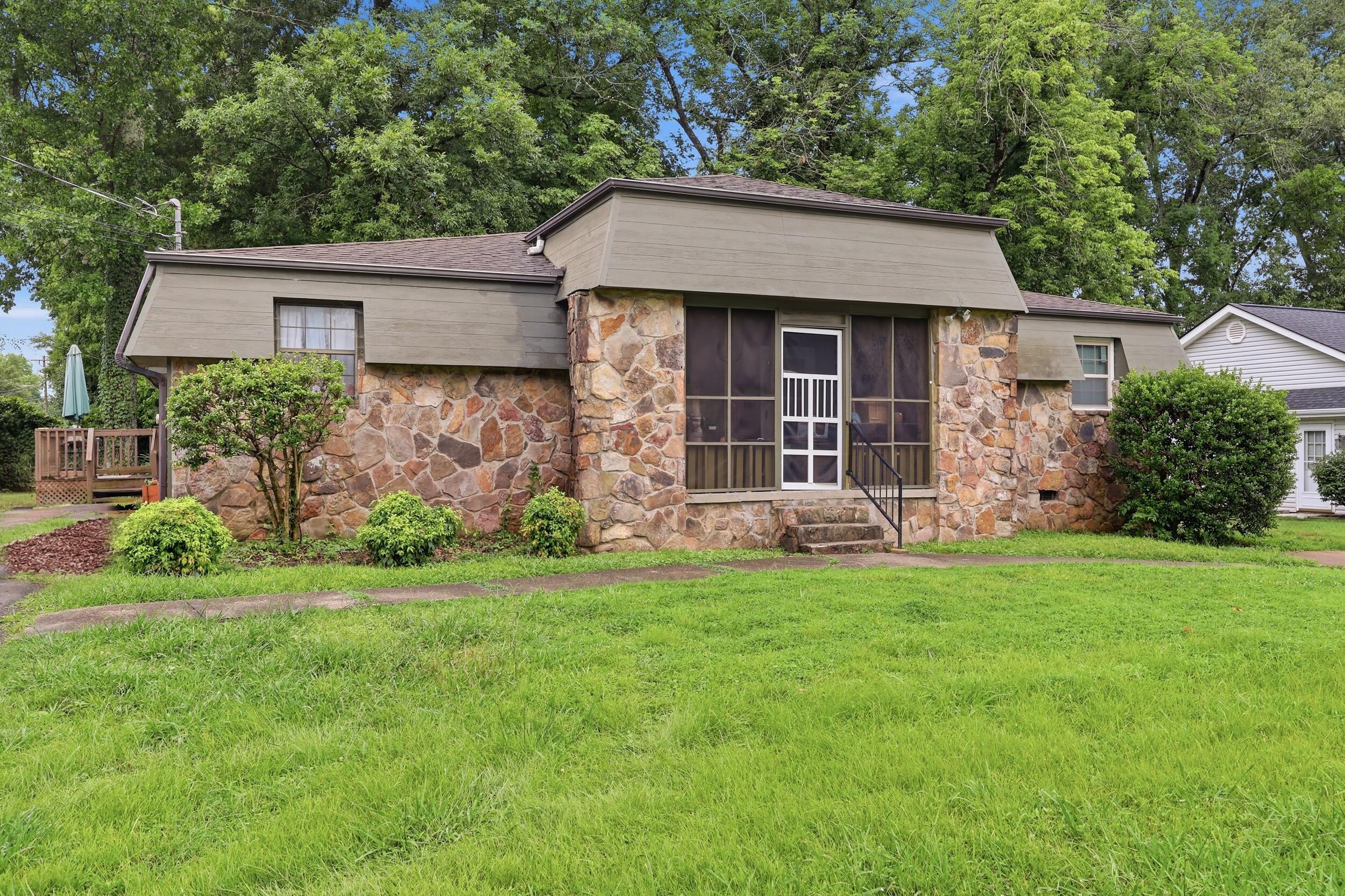 541 Cedar Glen Circle