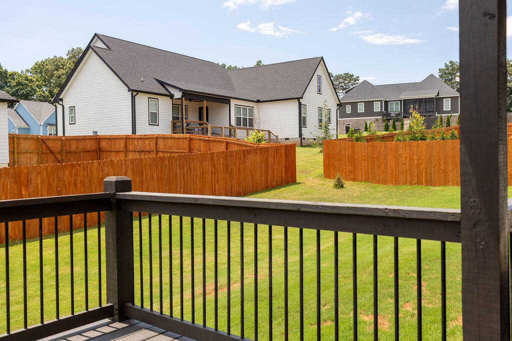 140 Bear Trace NW