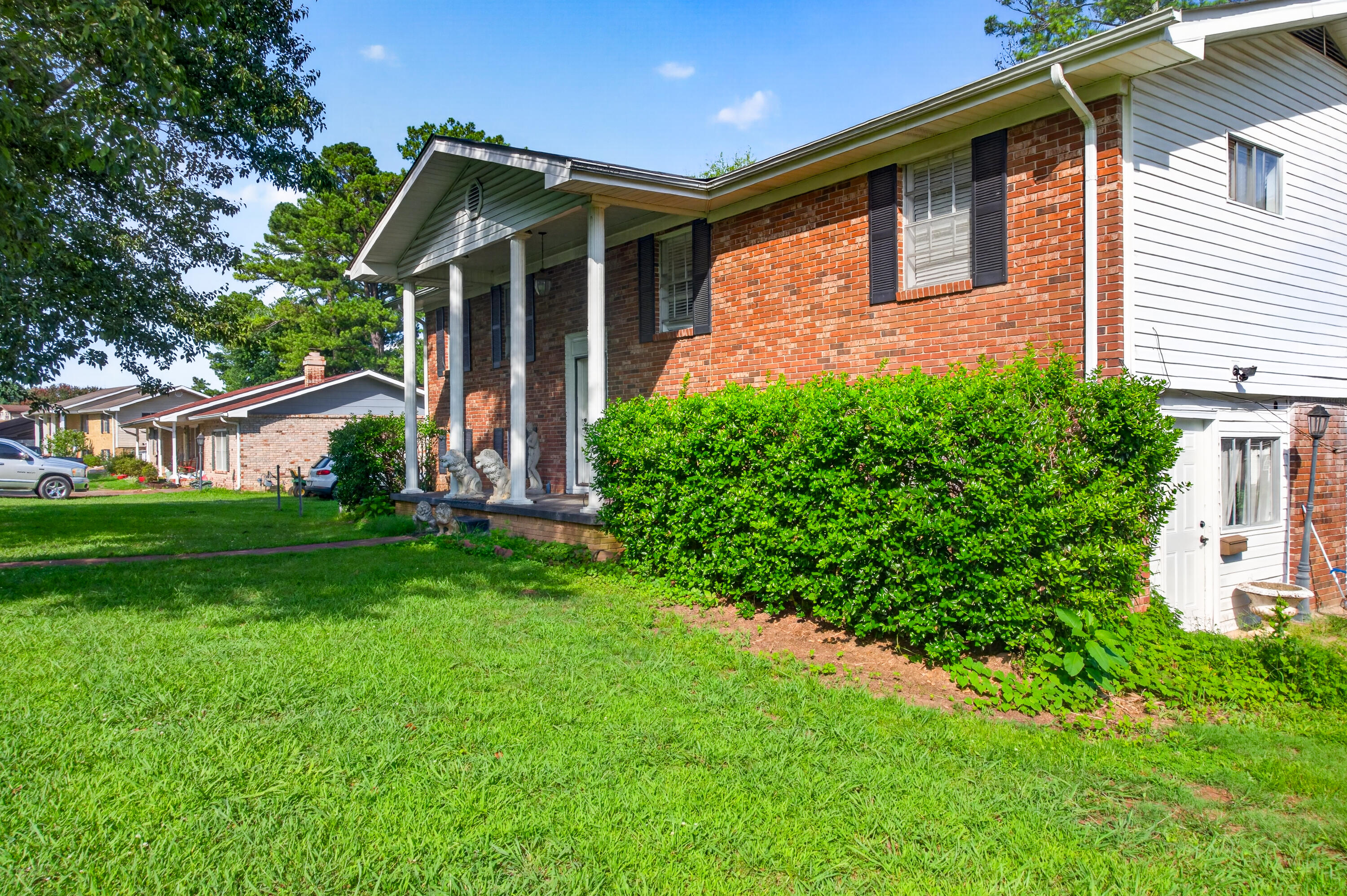17 Loach Drive